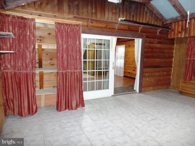 FARRIS ORCHARD - Residential