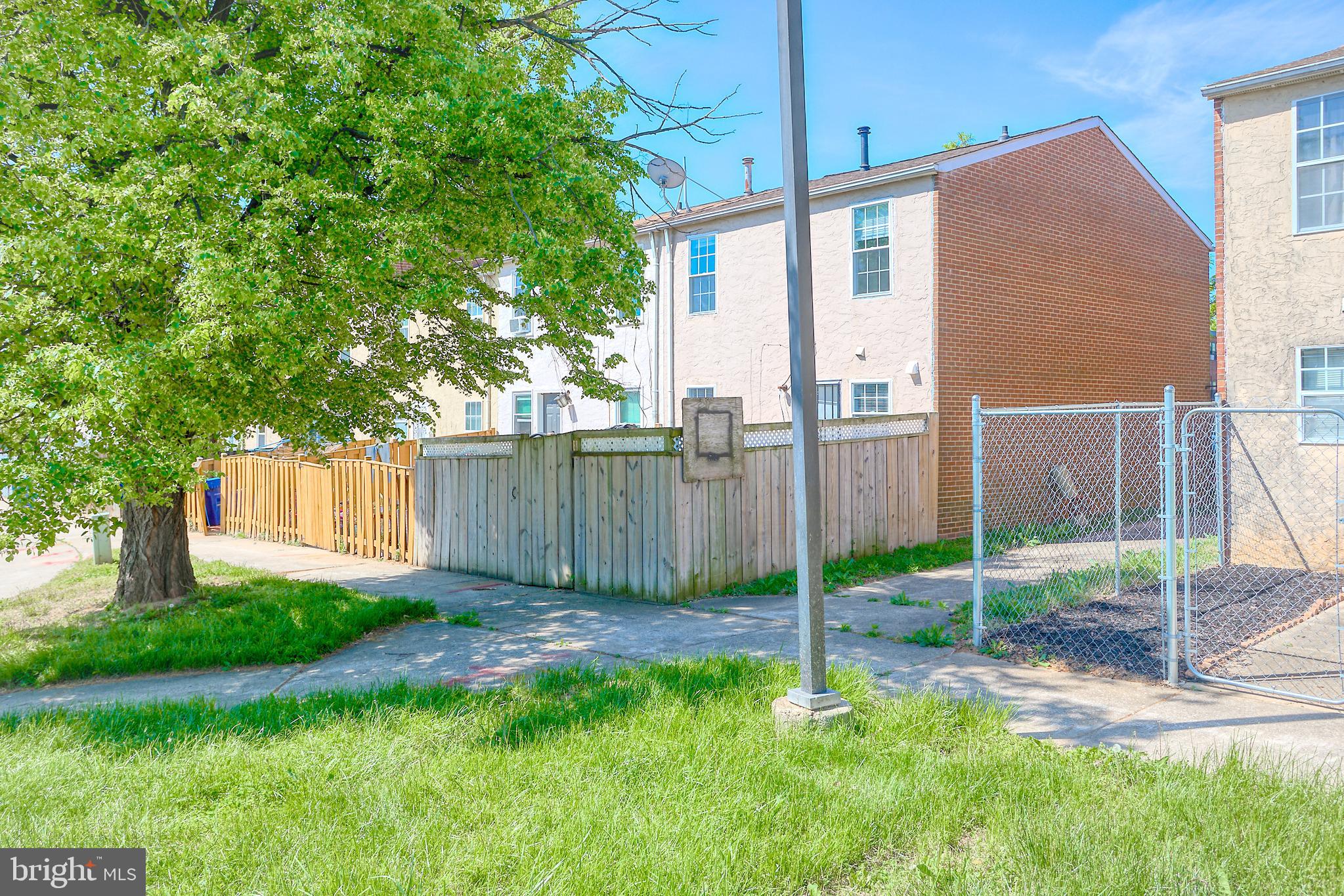 ASHLAND MEWS - Residential