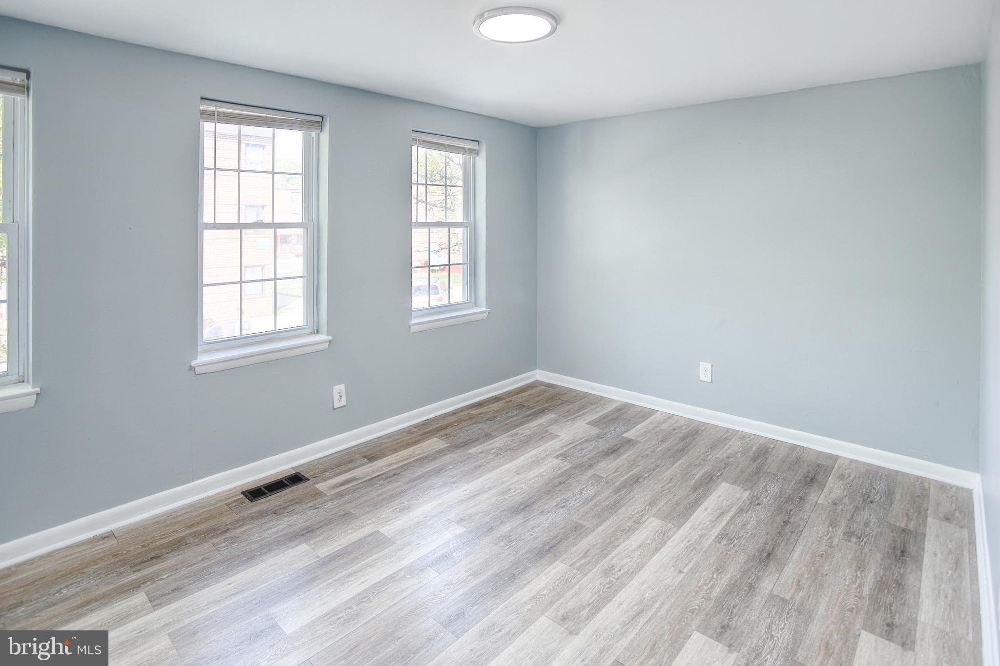 ASHLAND MEWS - Residential