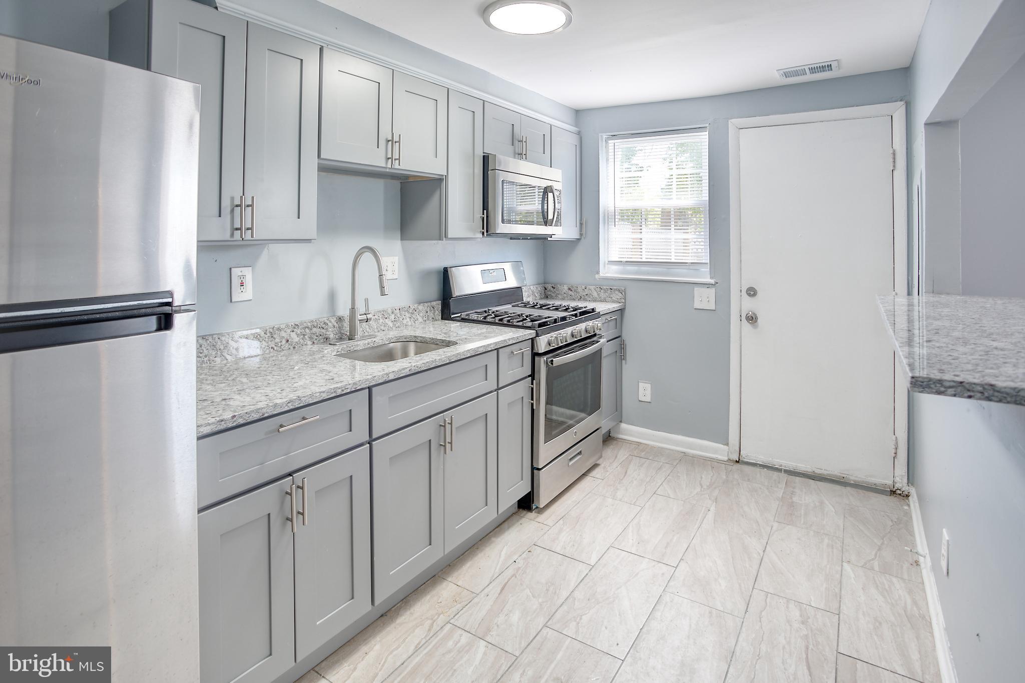 ASHLAND MEWS - Residential