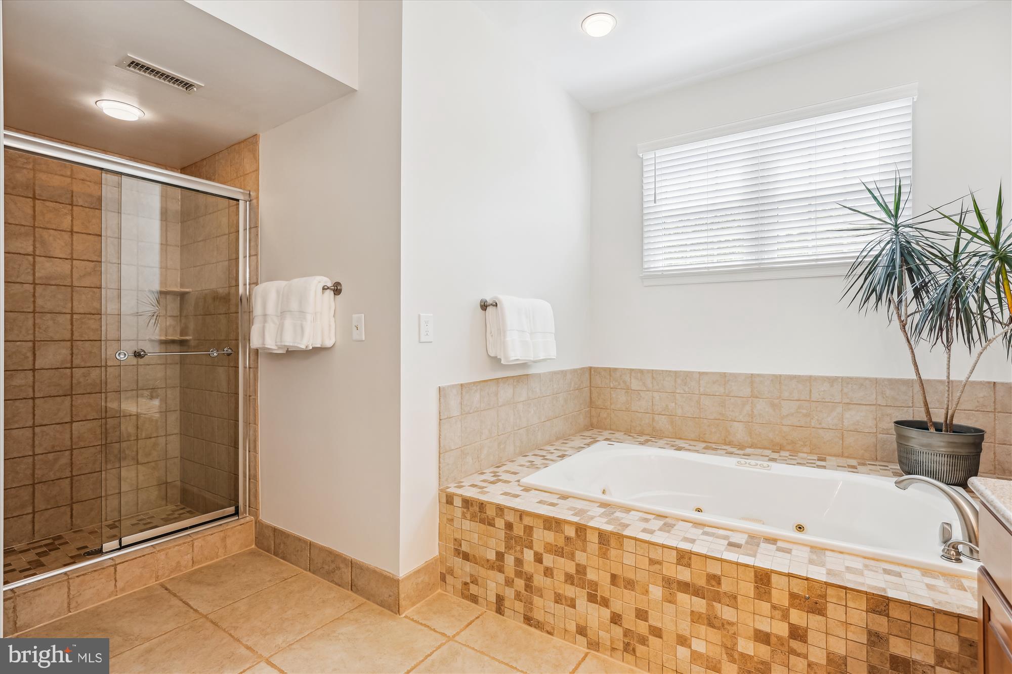 TILTON VALLEY ESTATES - Residential