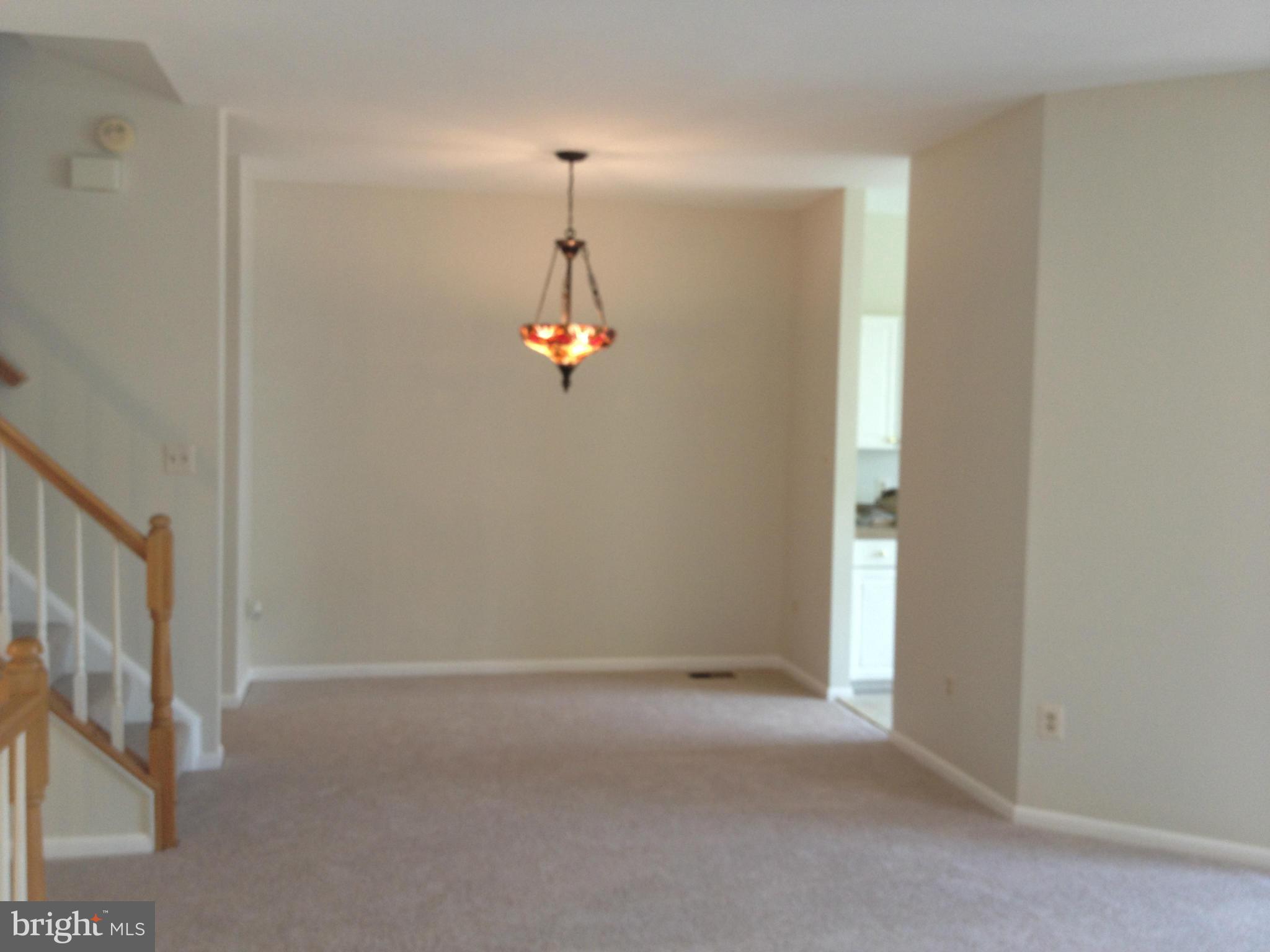 ASHBURN VILLAGE - Residential Lease