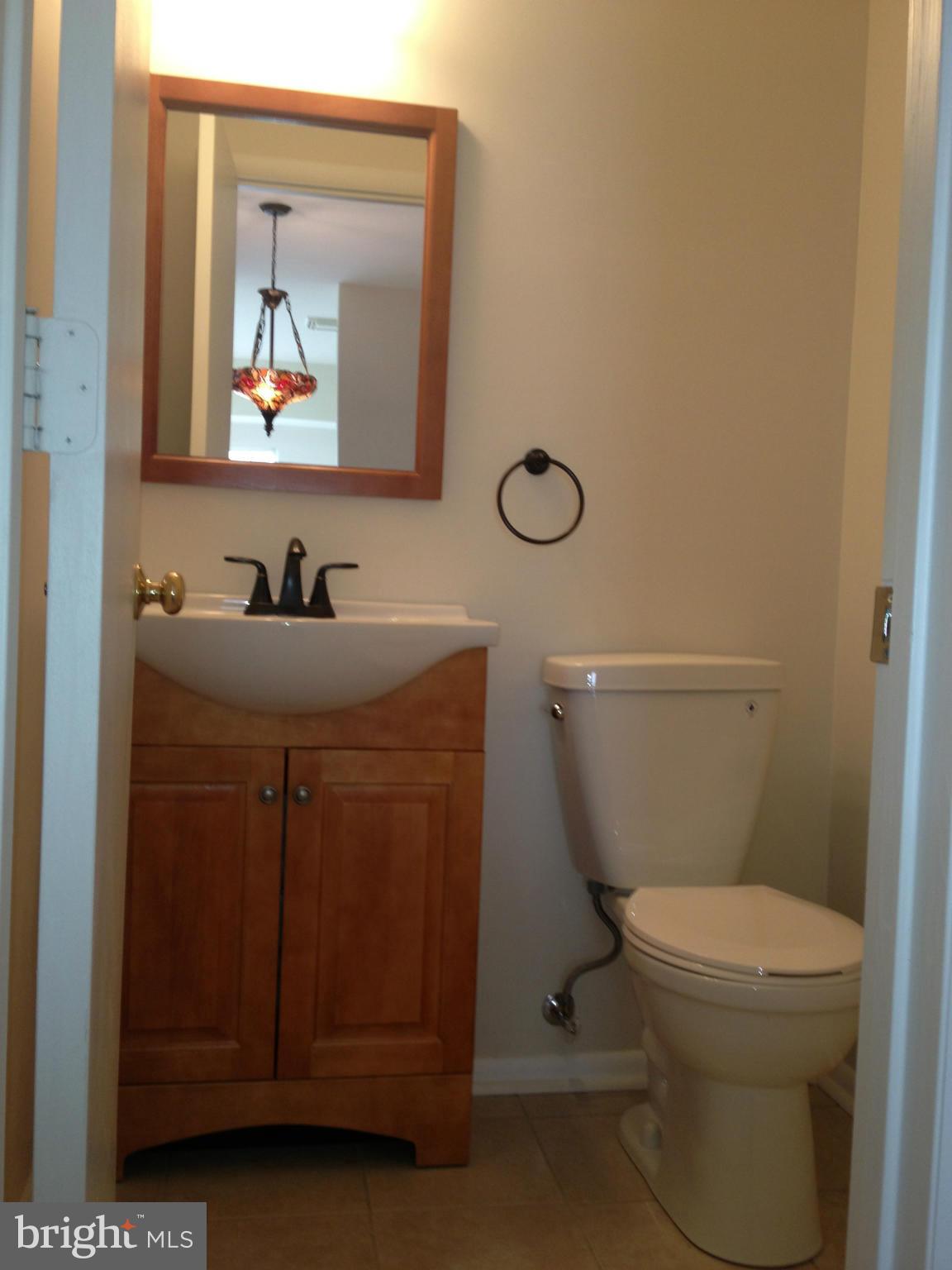 ASHBURN VILLAGE - Residential Lease