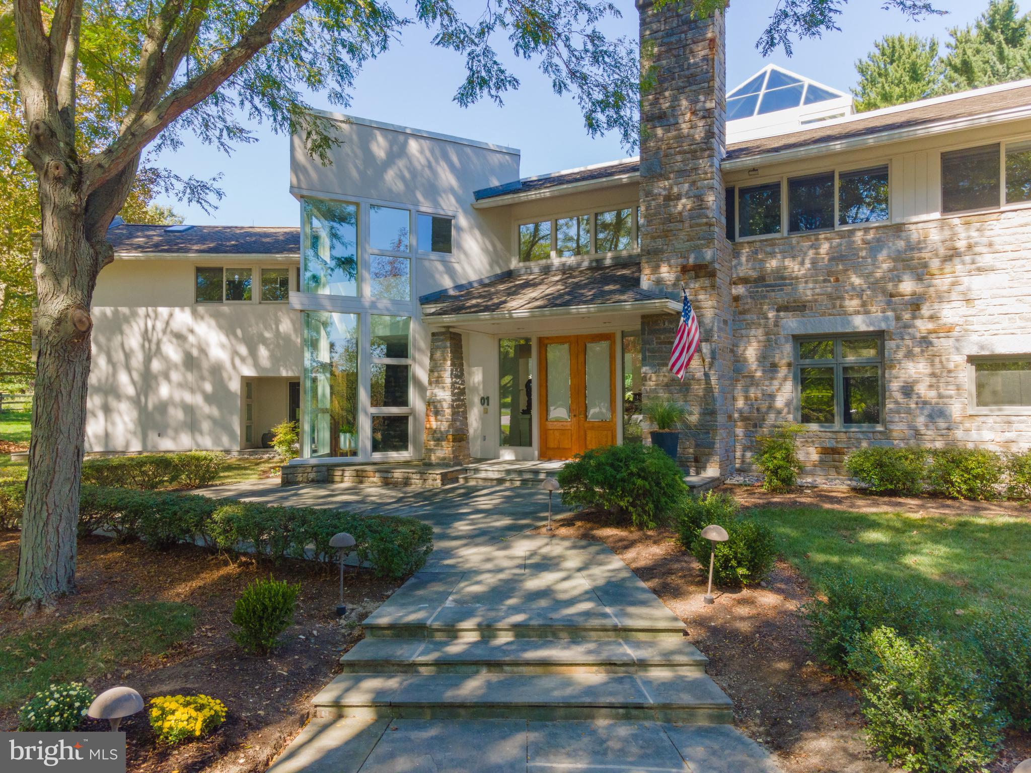 COUNTRY CLUB ESTS - Residential