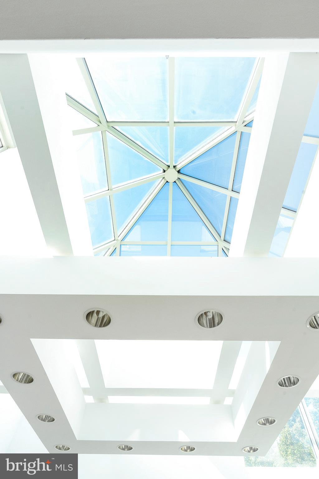 COUNTRY CLUB ESTS - Residential