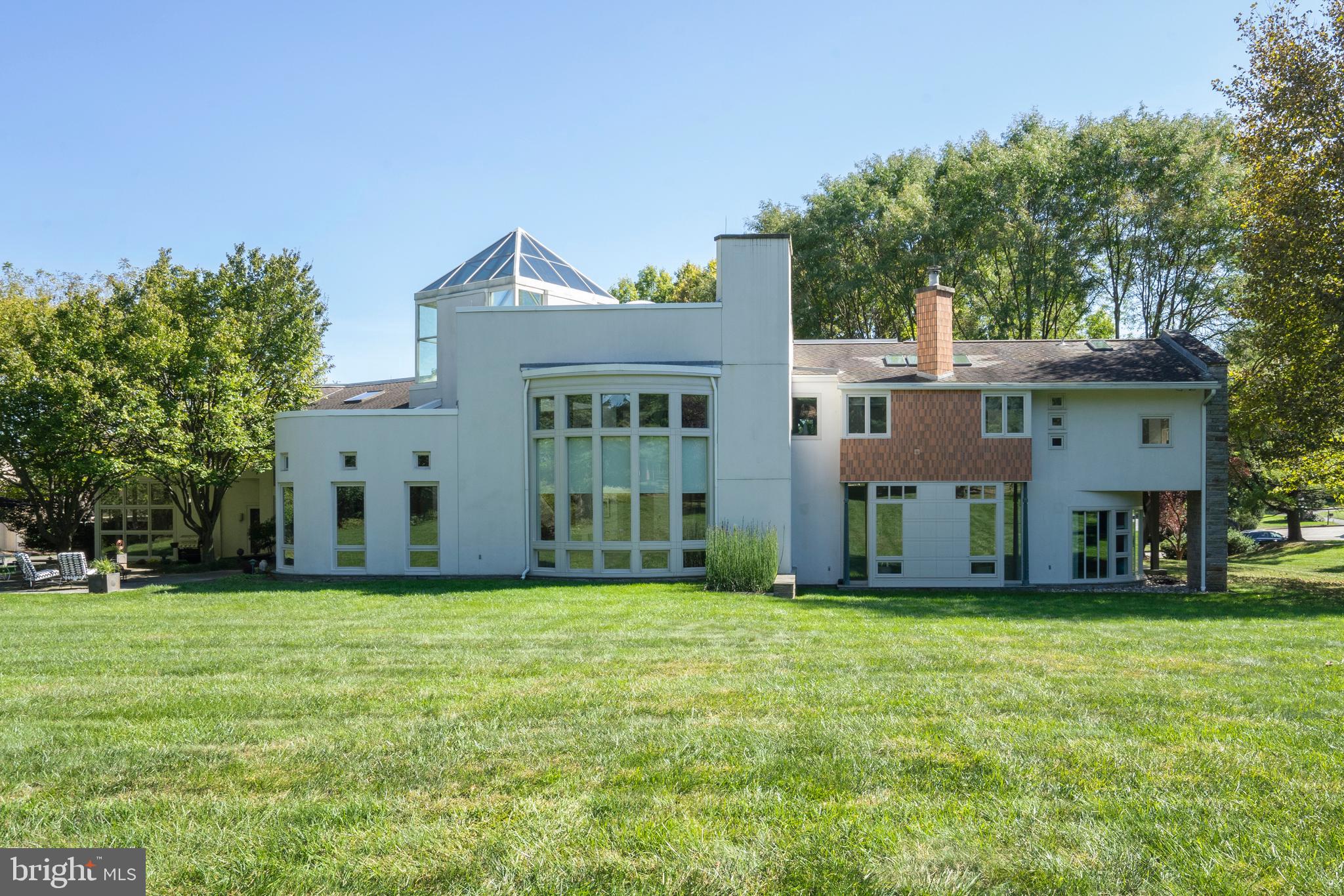 COUNTRY CLUB ESTS - Residential