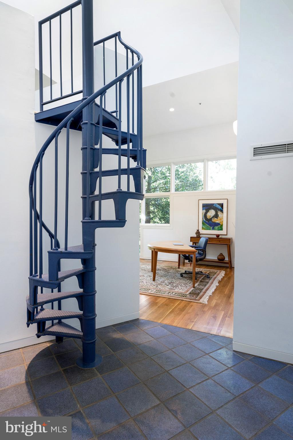 COUNTRY CLUB ESTS - Residential