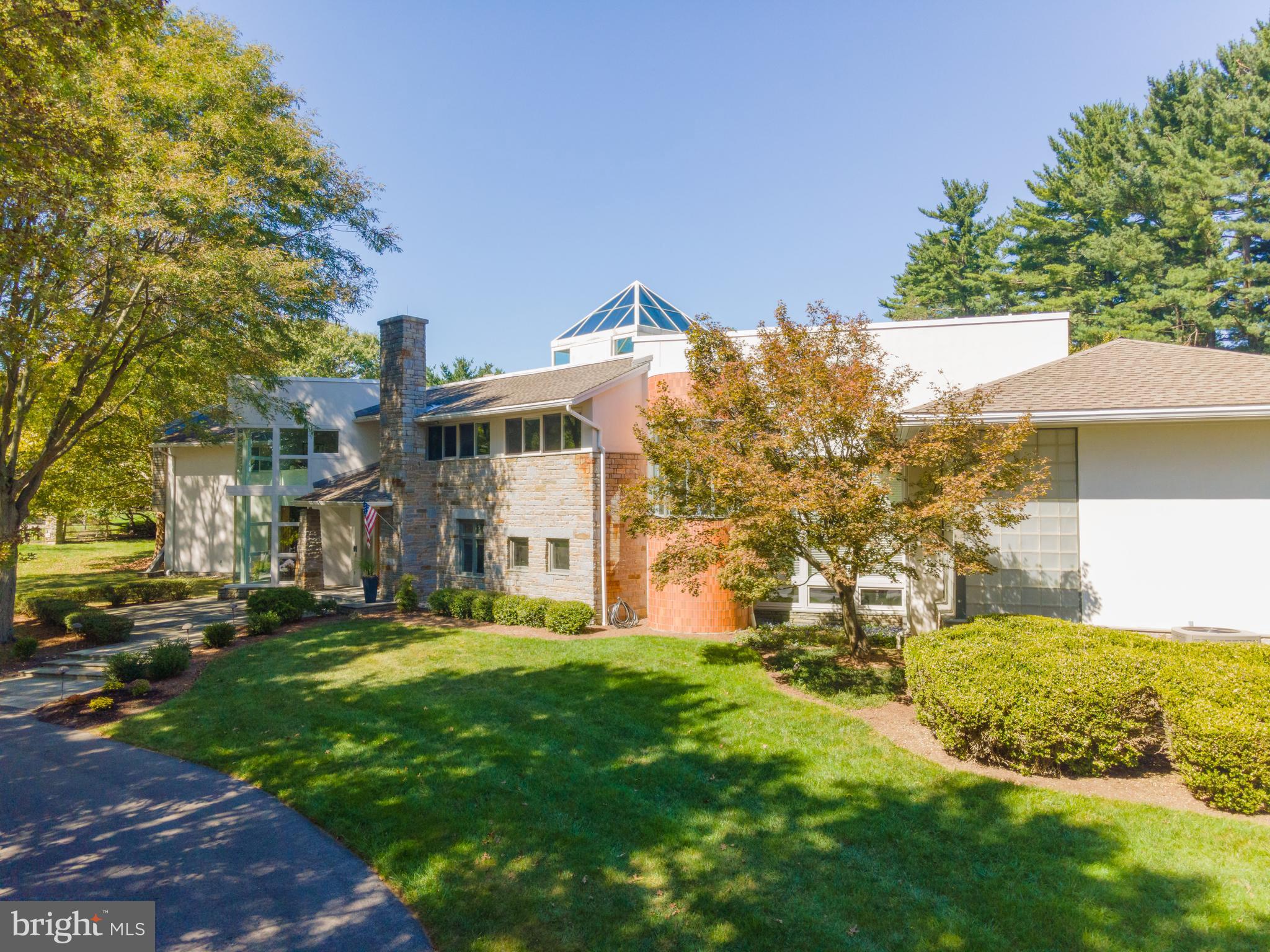 COUNTRY CLUB ESTS - Residential