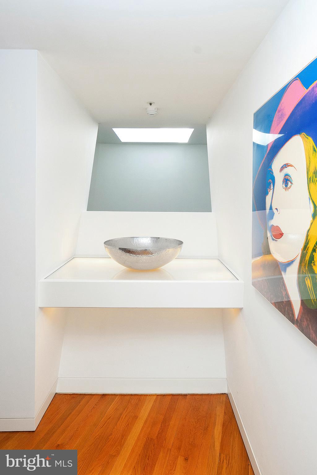 COUNTRY CLUB ESTS - Residential