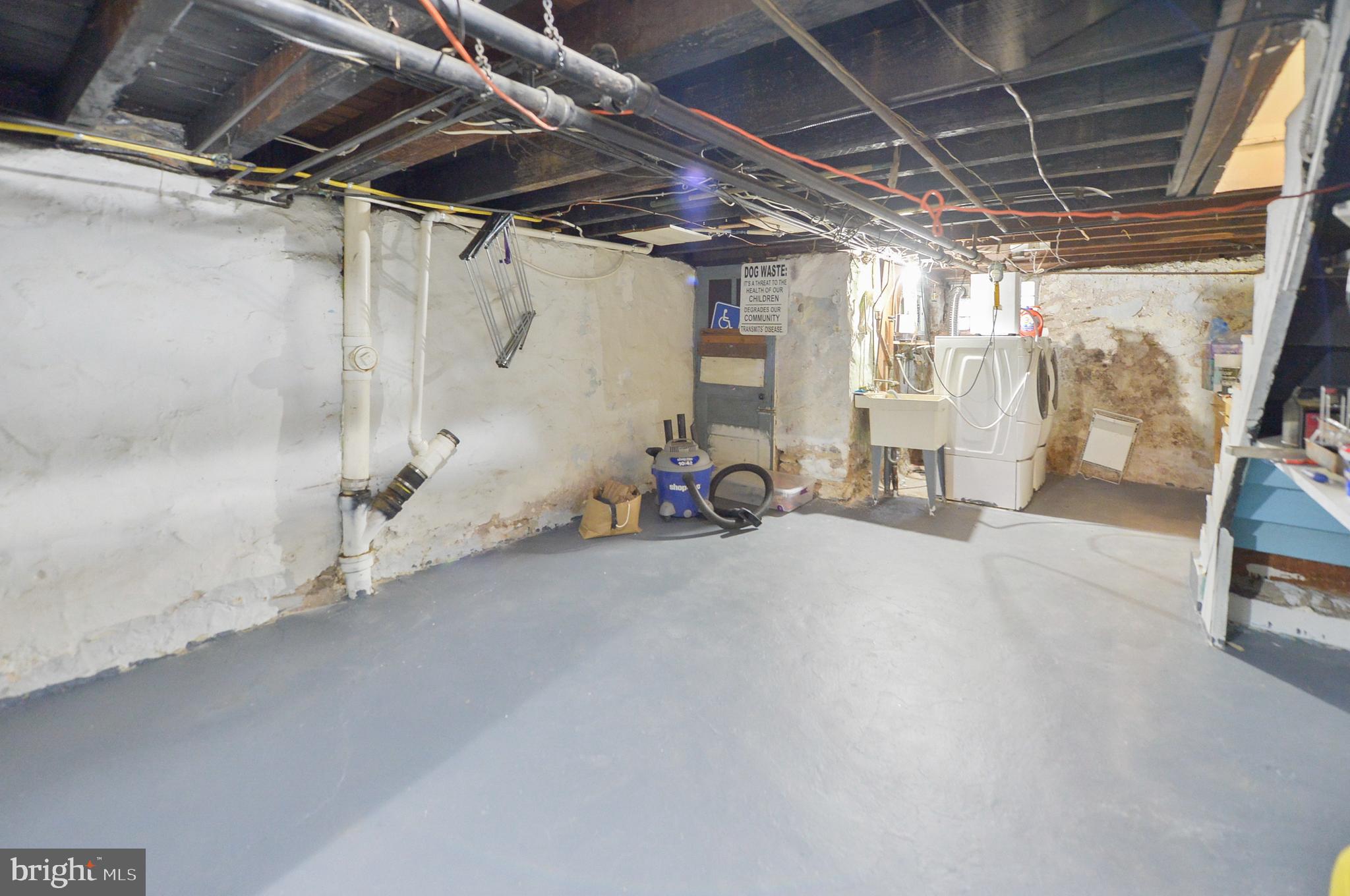 EAST FALLS - Residential