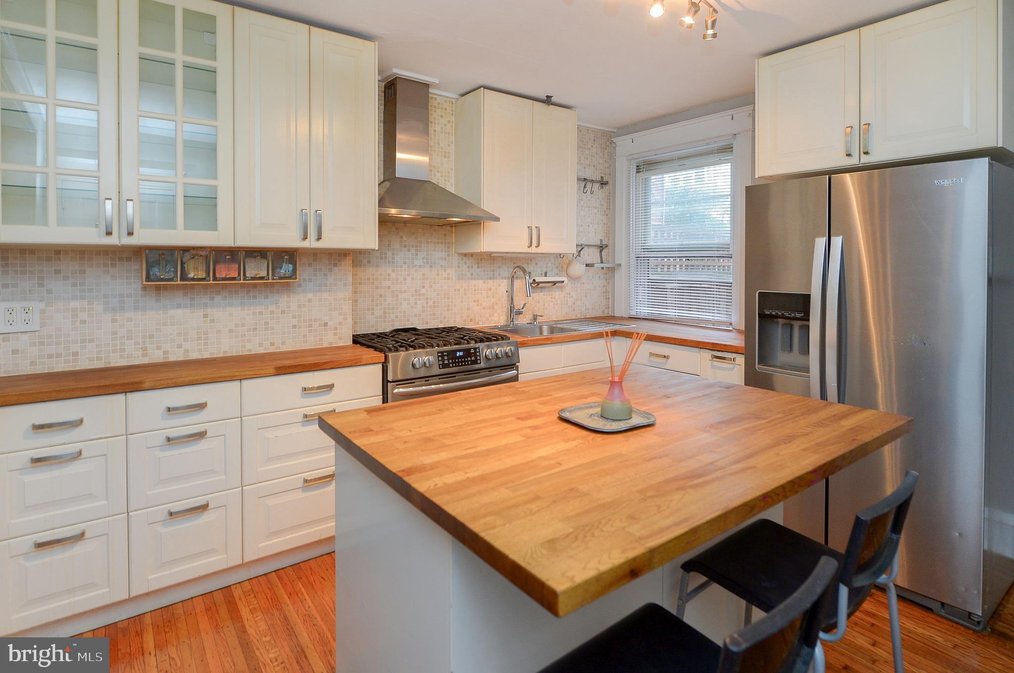 EAST FALLS - Residential