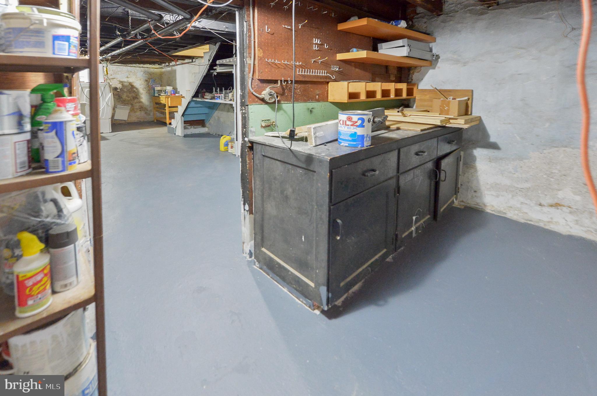 EAST FALLS - Residential