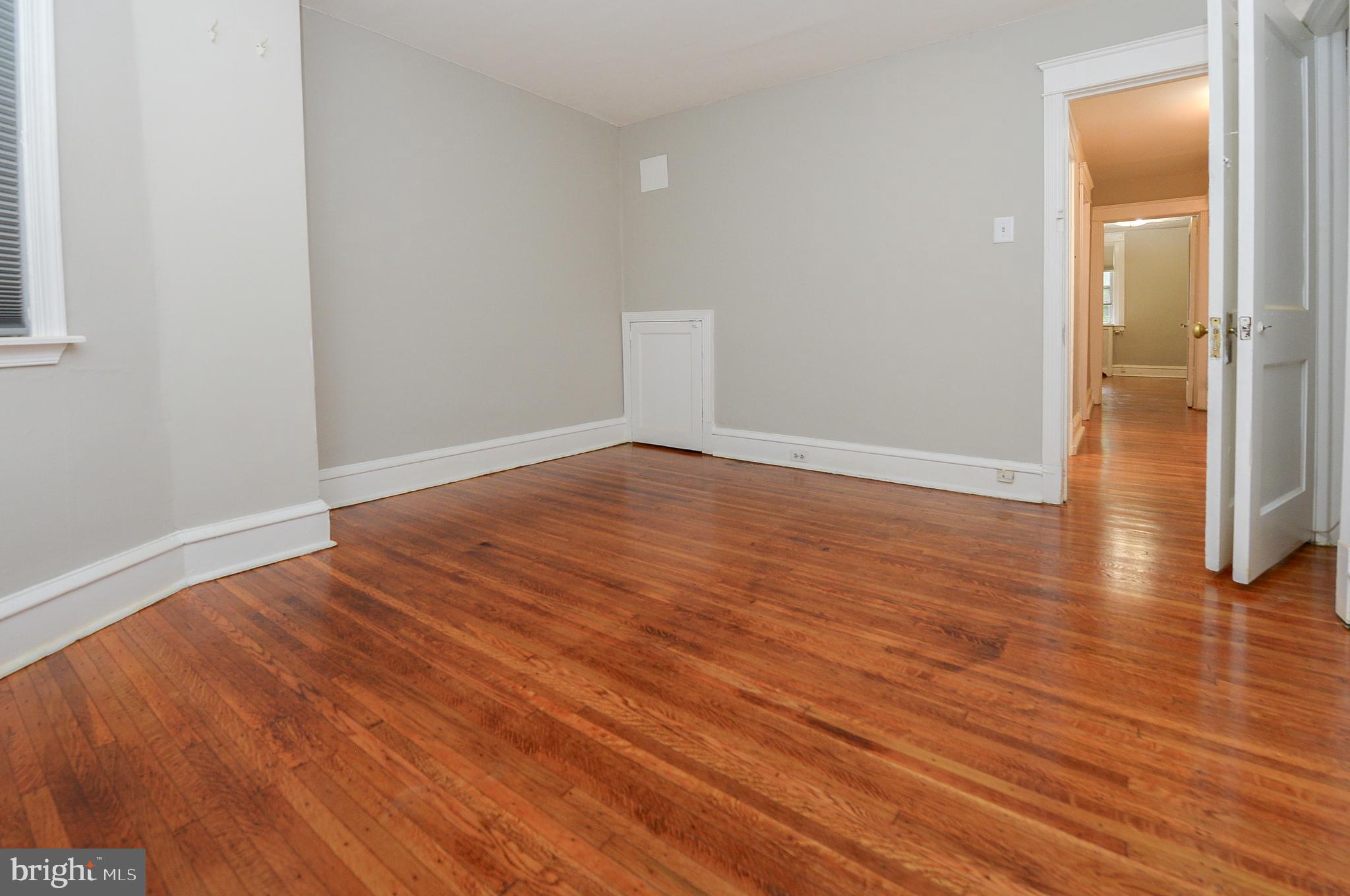 EAST FALLS - Residential