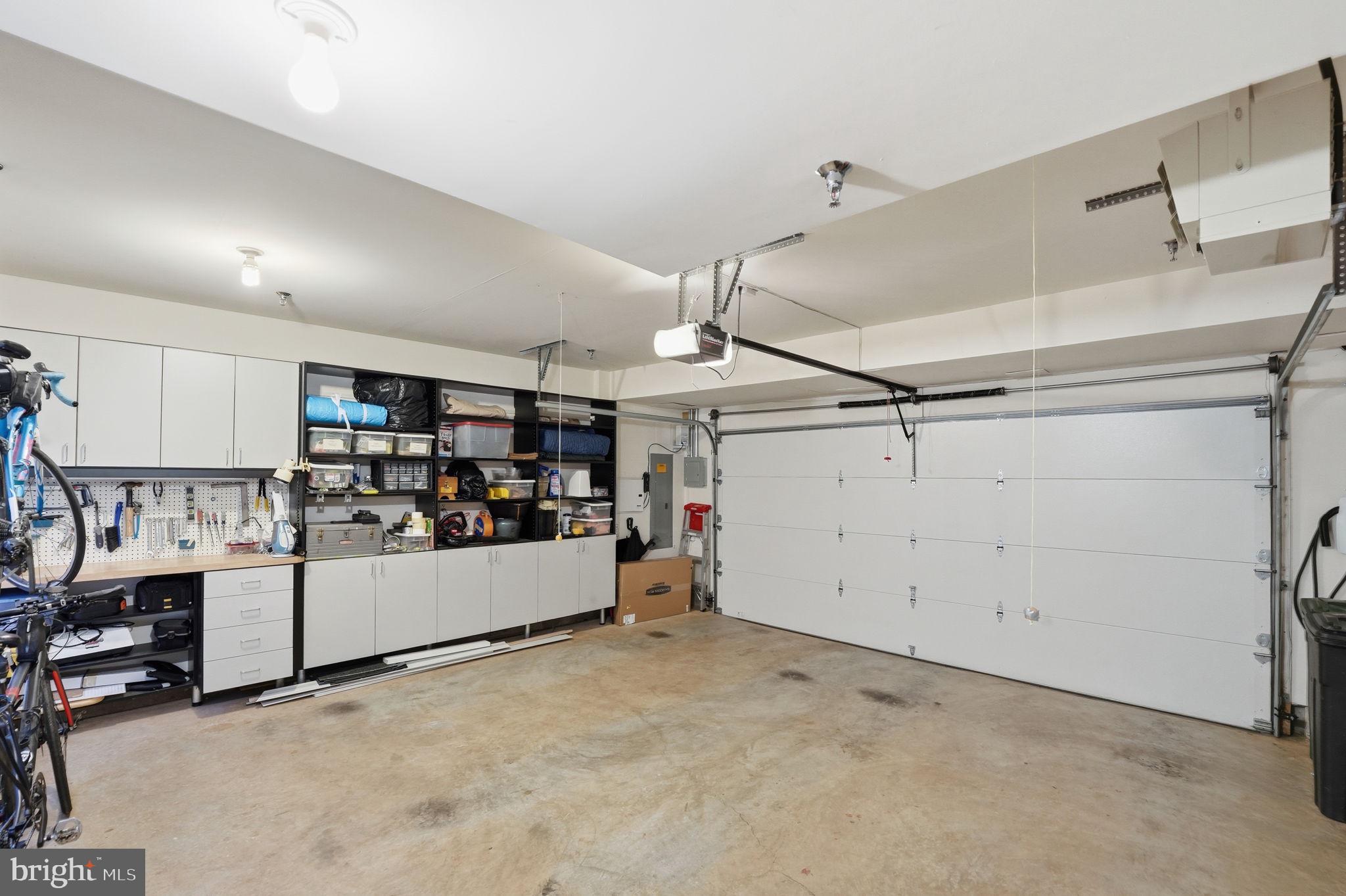 BUCKINGHAM COMMONS - Residential