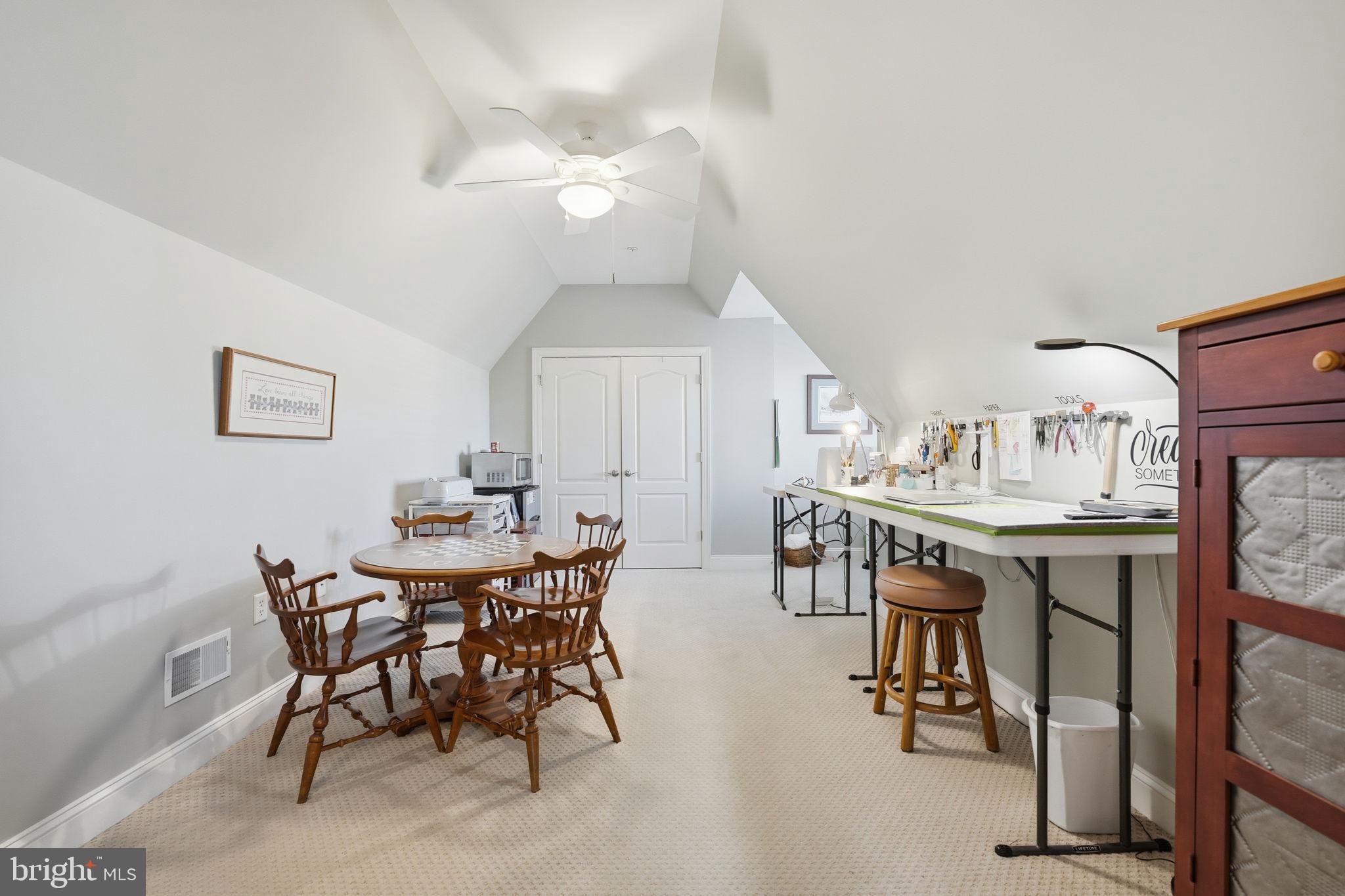 BUCKINGHAM COMMONS - Residential