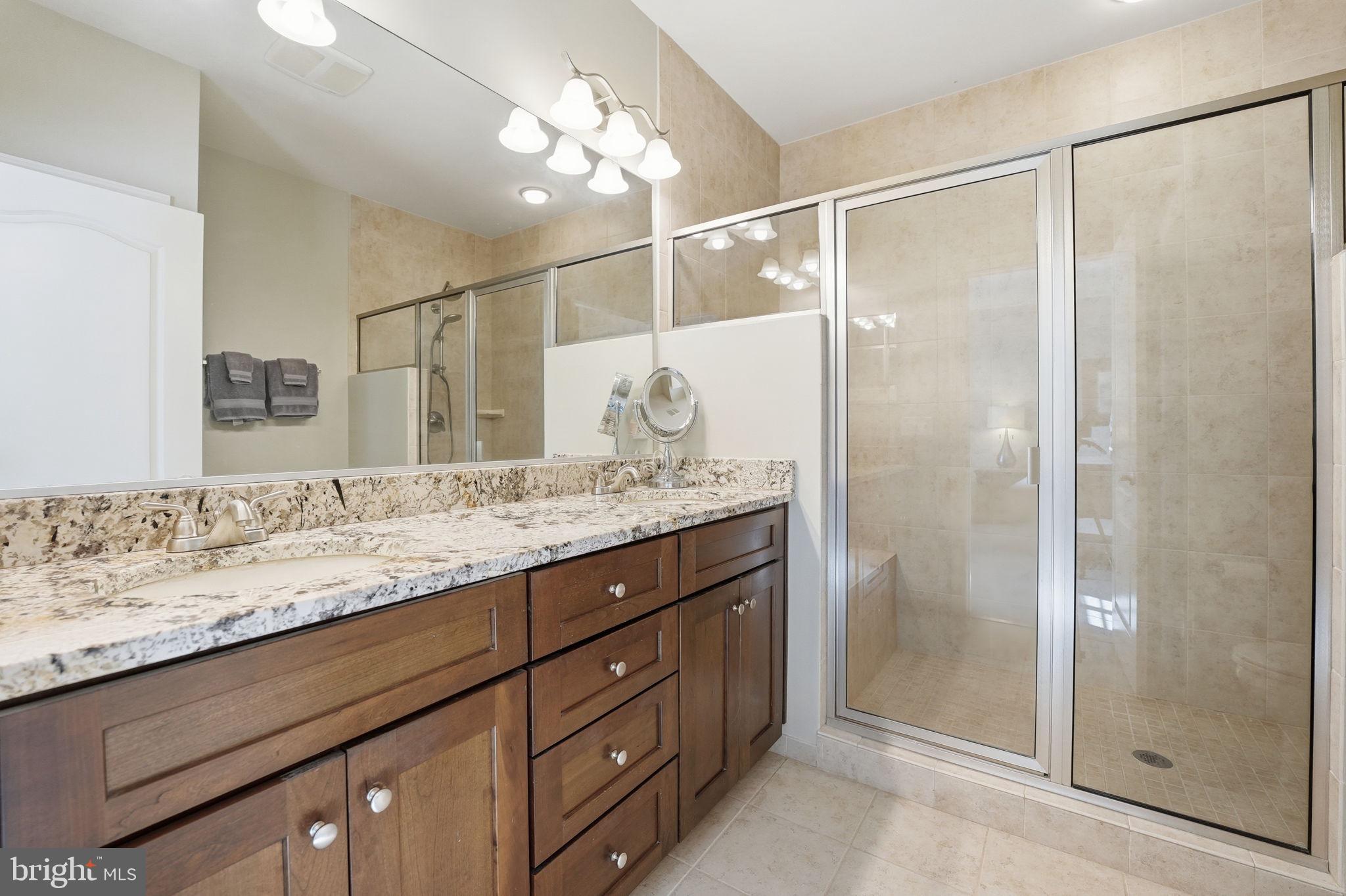 BUCKINGHAM COMMONS - Residential