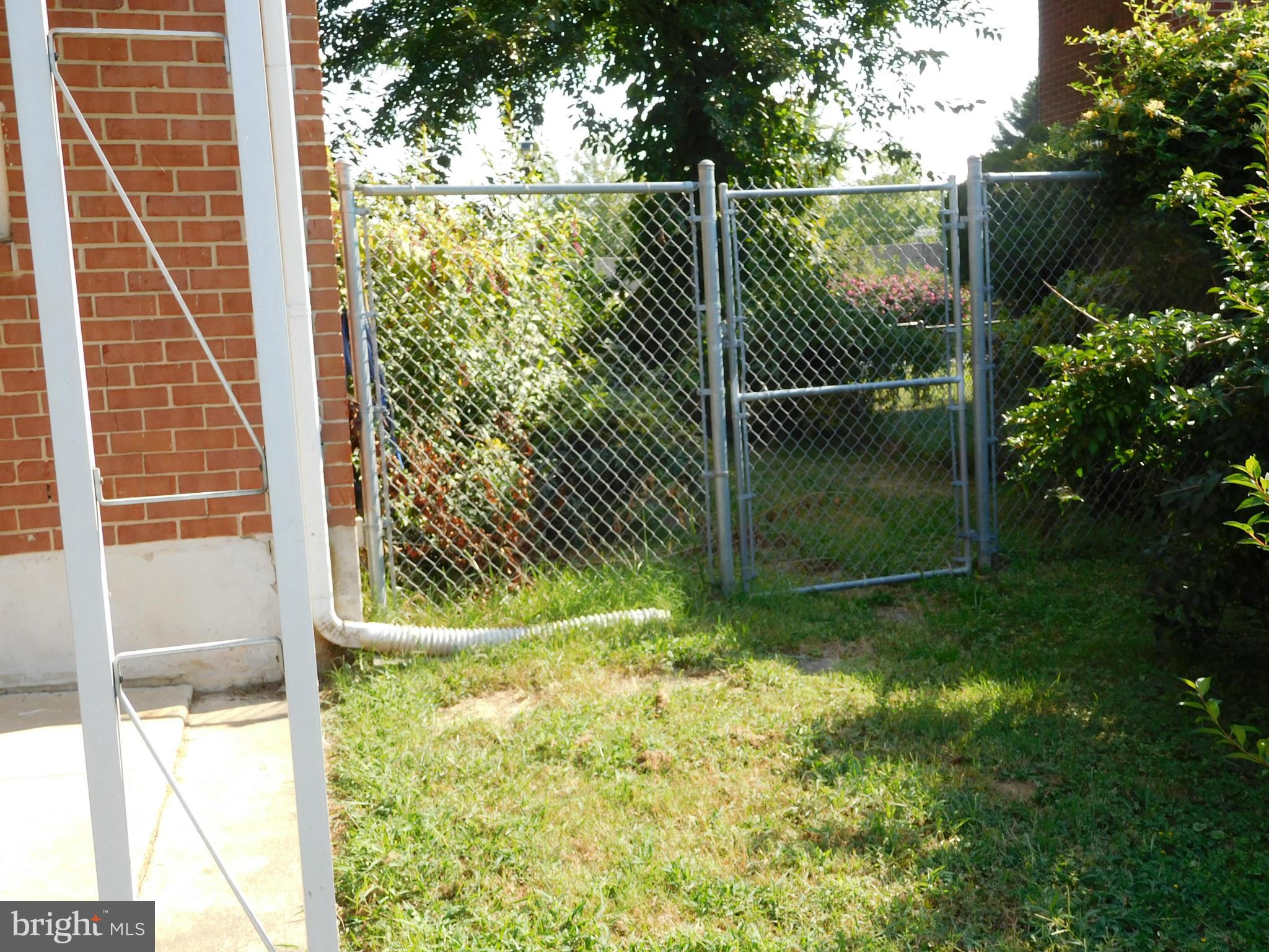 COUNTRY RIDGE - Residential