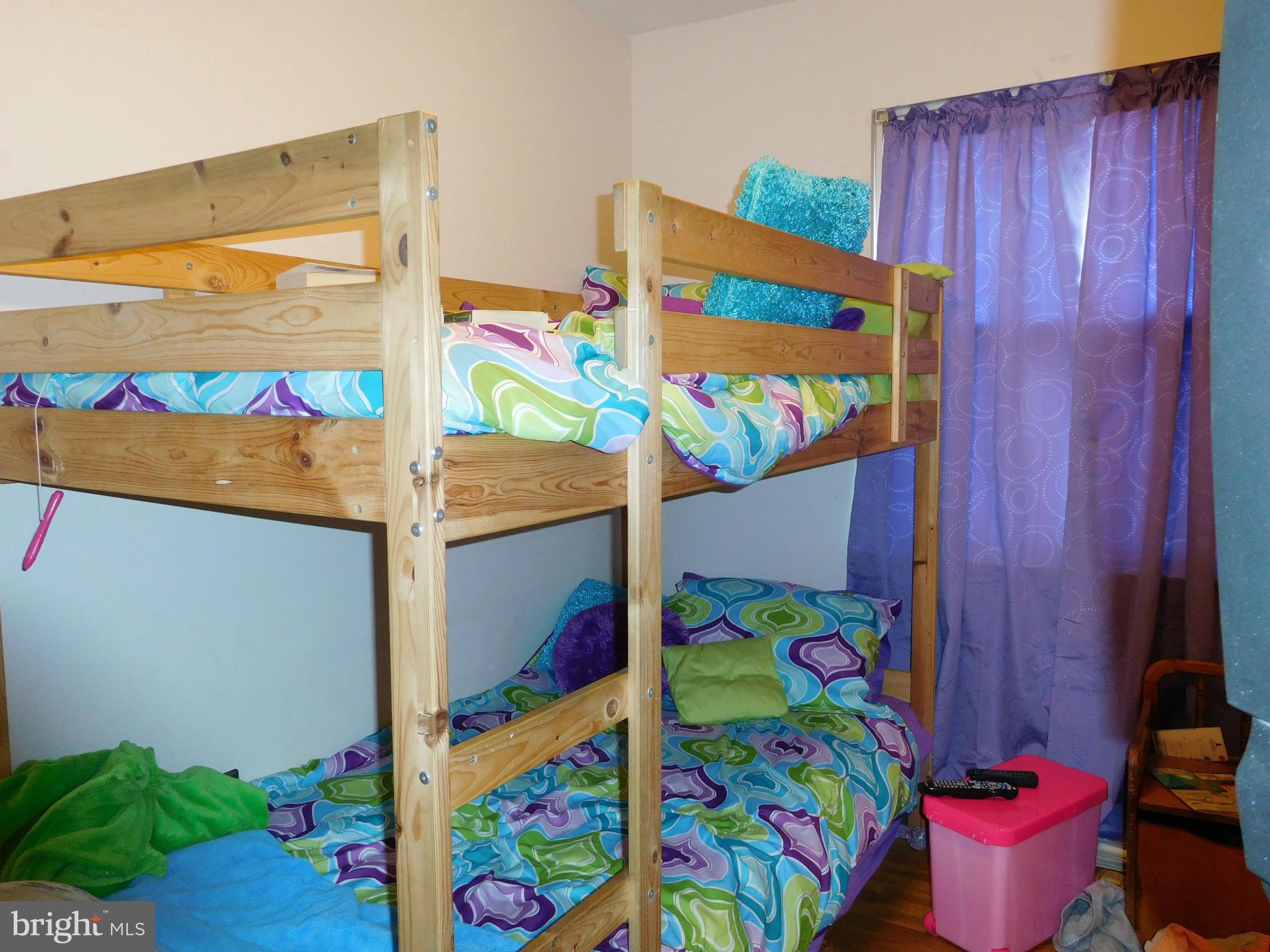 COUNTRY RIDGE - Residential