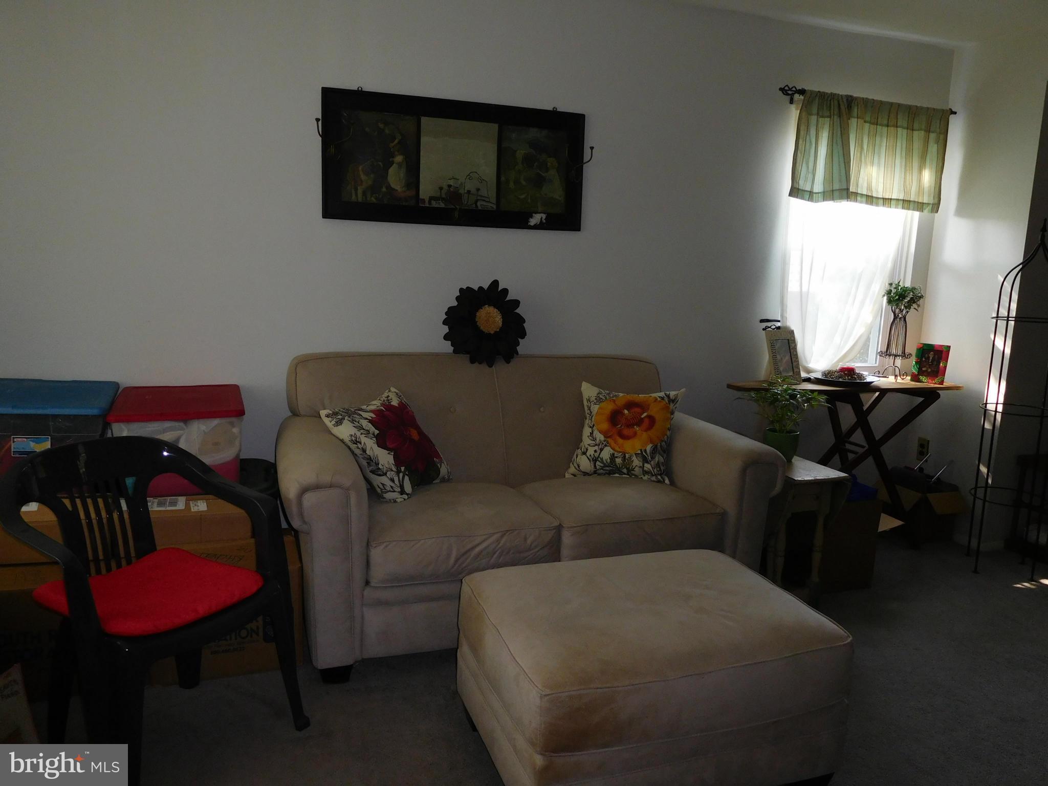 COUNTRY RIDGE - Residential