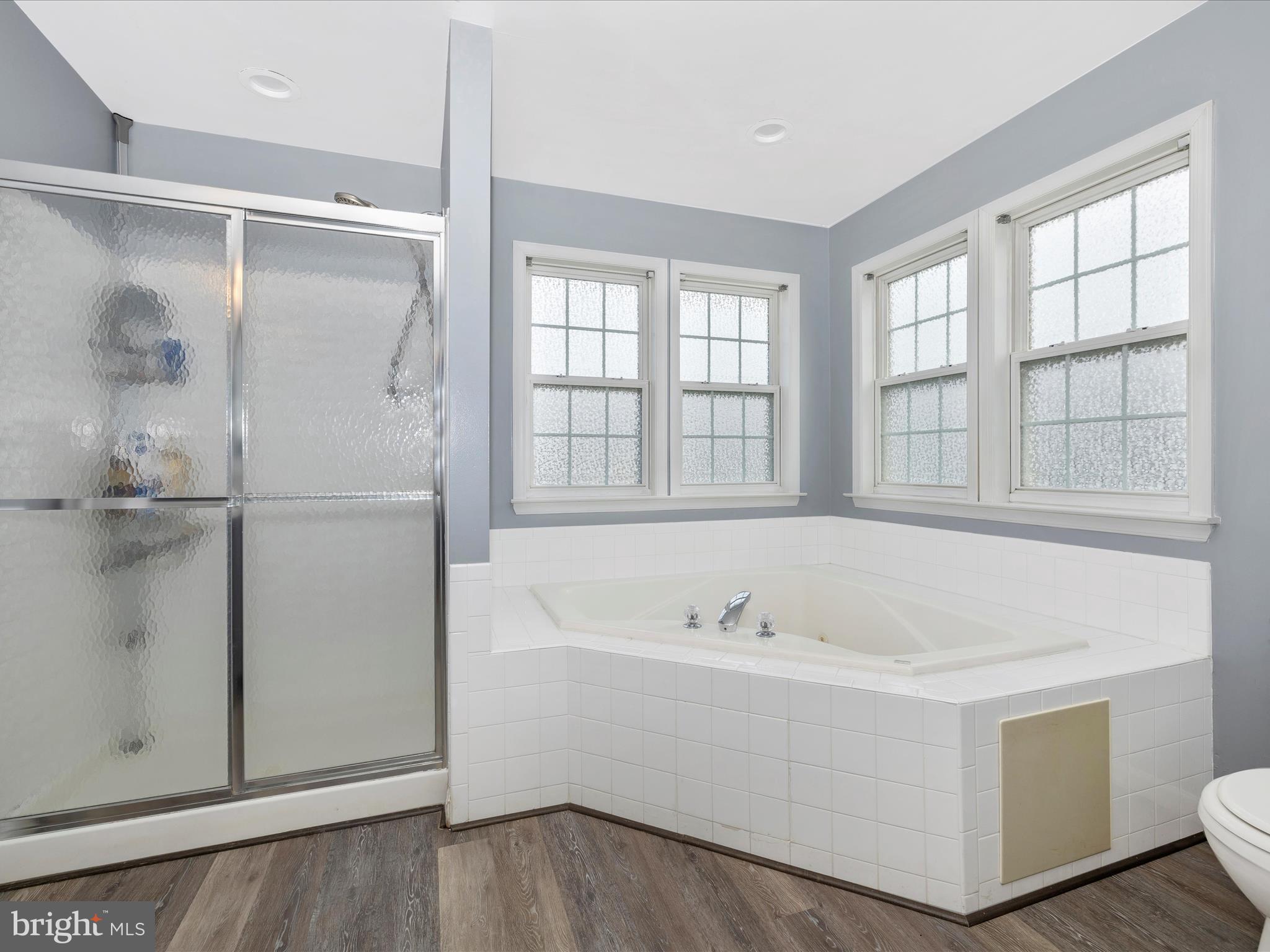 WILLOW BROOK - Residential