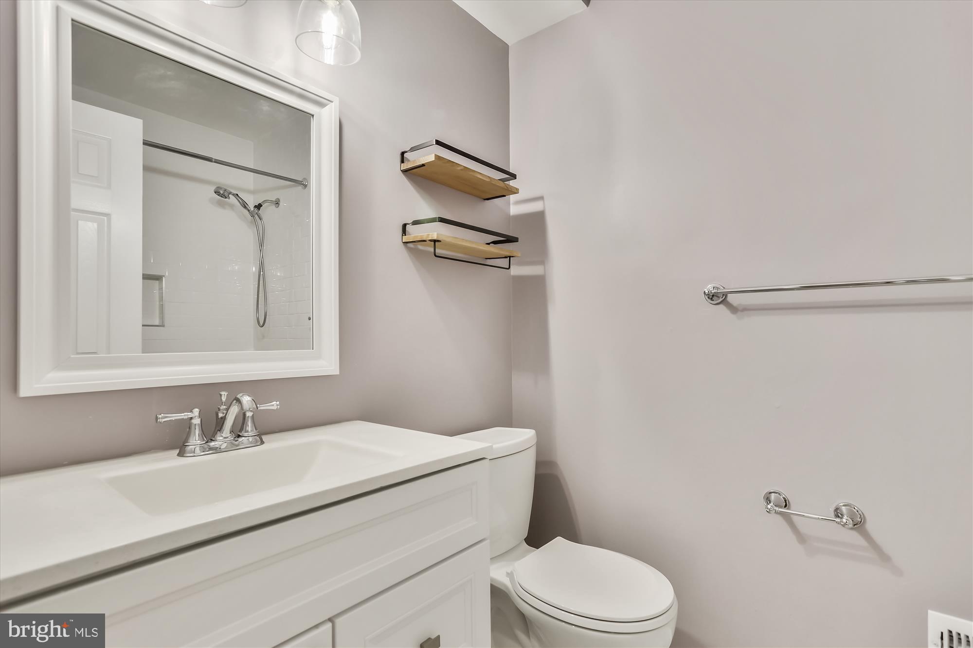 AMERICANA CENTRE - Residential