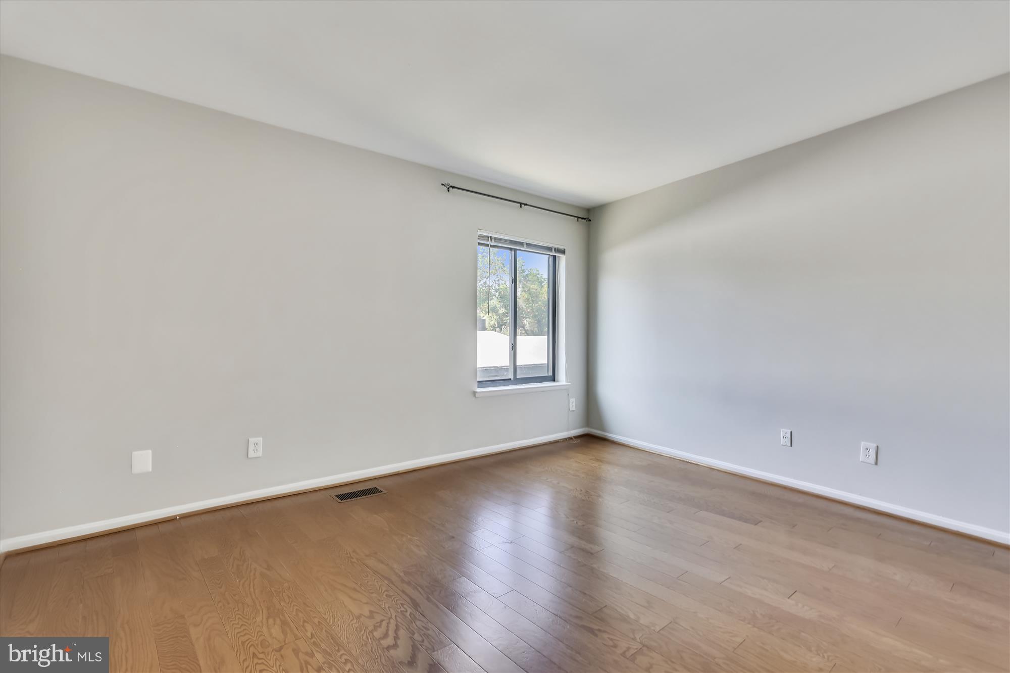 AMERICANA CENTRE - Residential