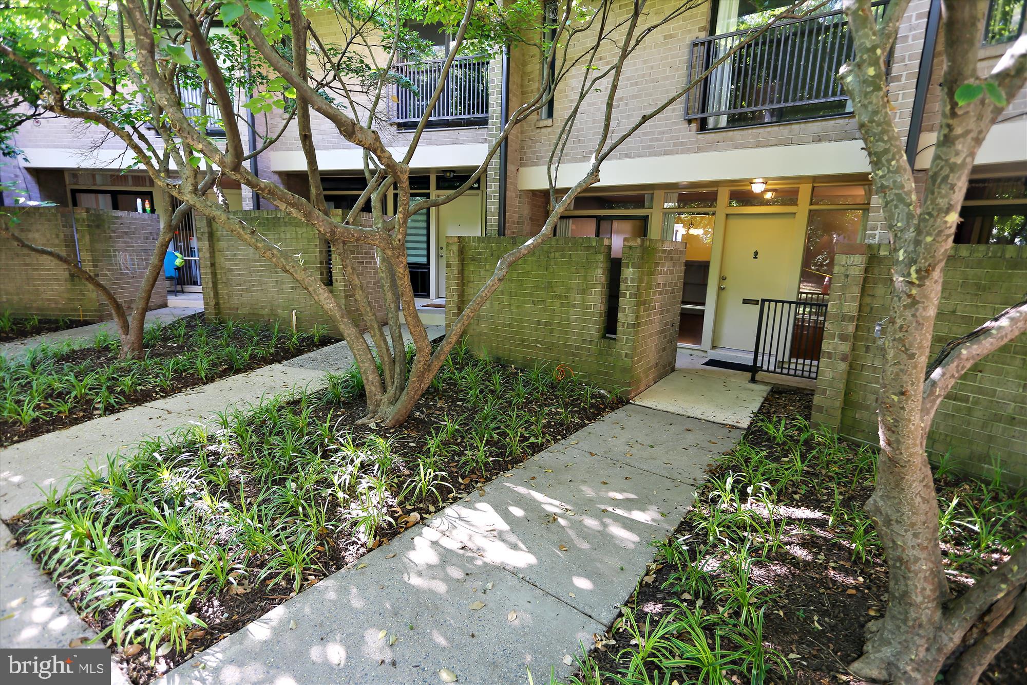 AMERICANA CENTRE - Residential