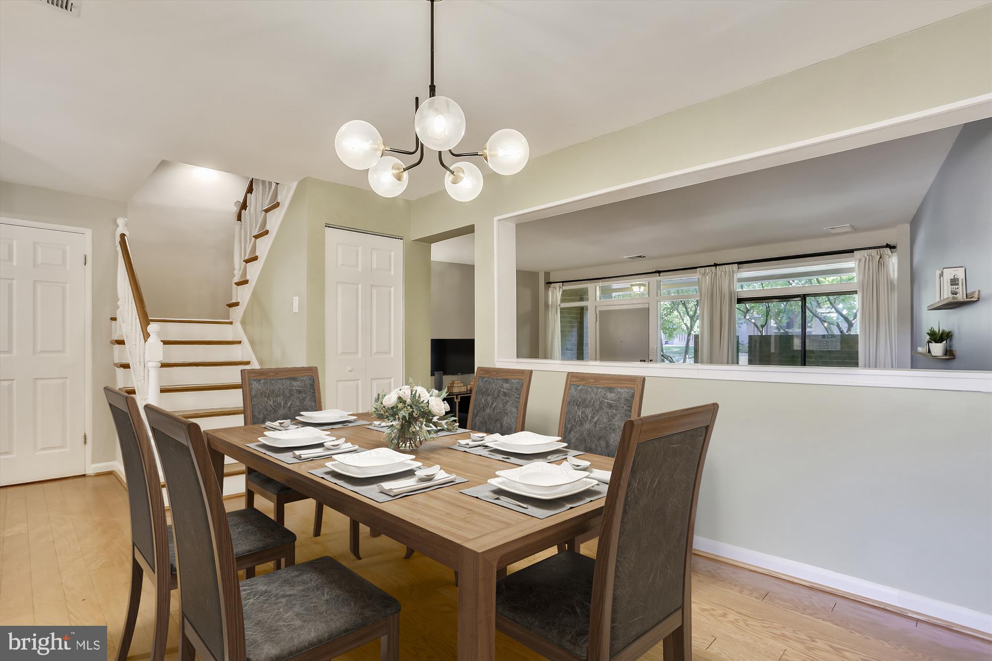 AMERICANA CENTRE - Residential