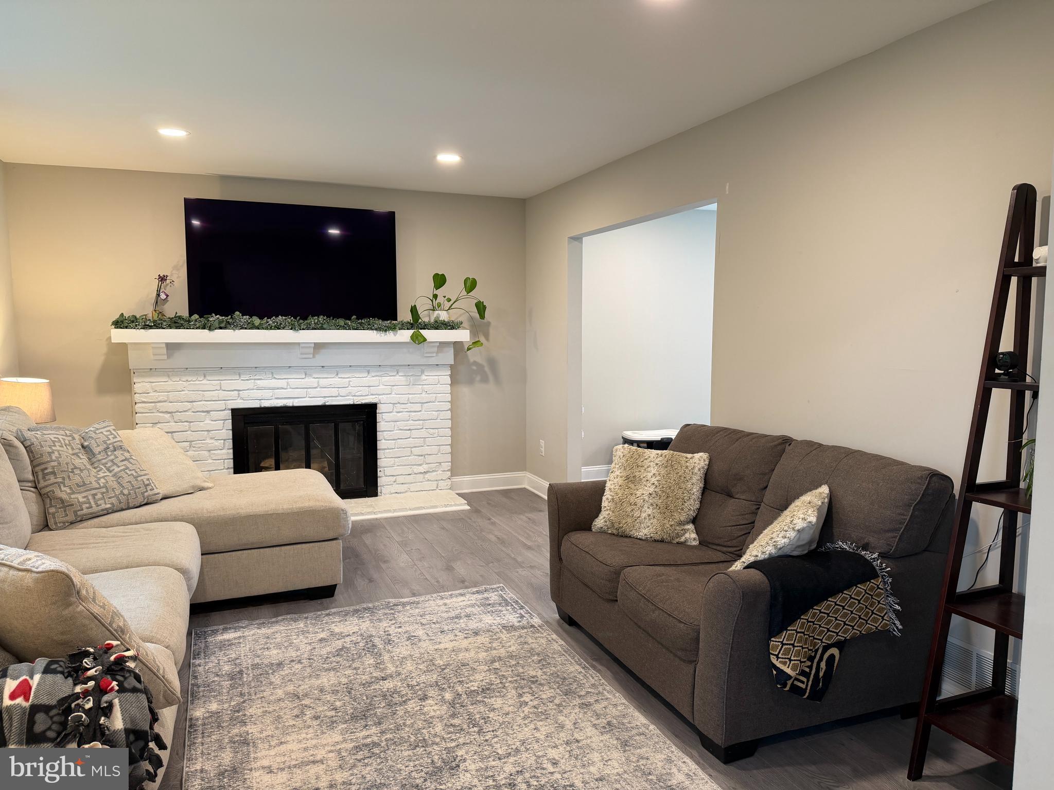 FAIRBRIDGE - Residential