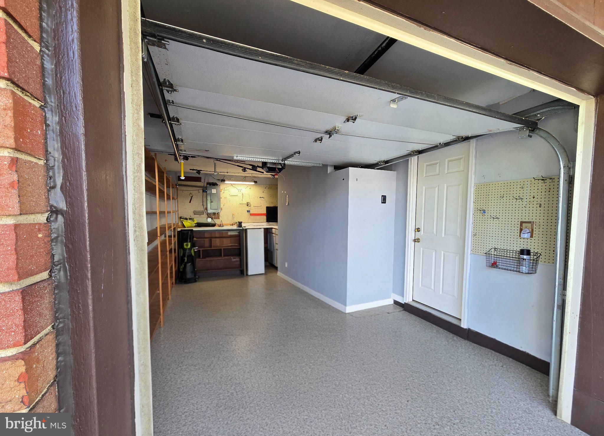 IMPERIAL GARDENS - Residential