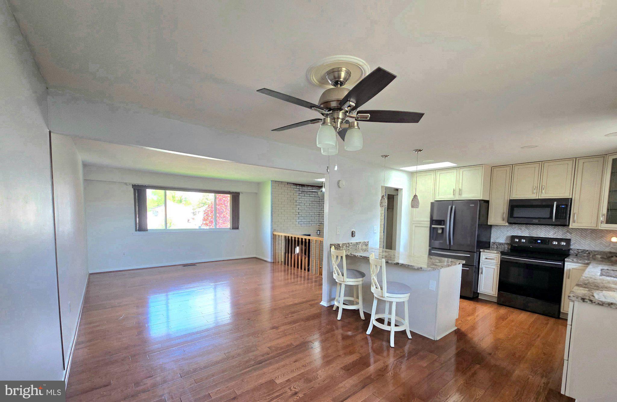 IMPERIAL GARDENS - Residential