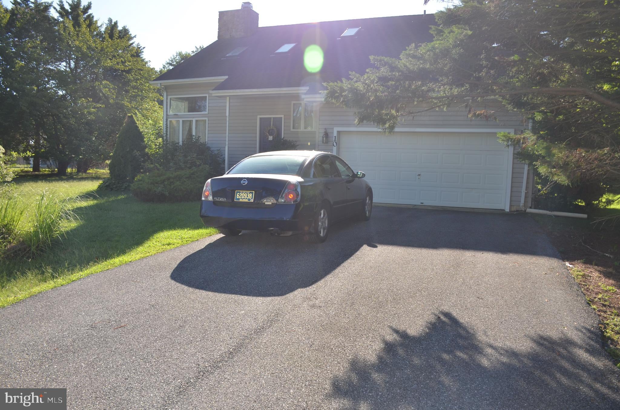 10 DEERFIELD DRIVE