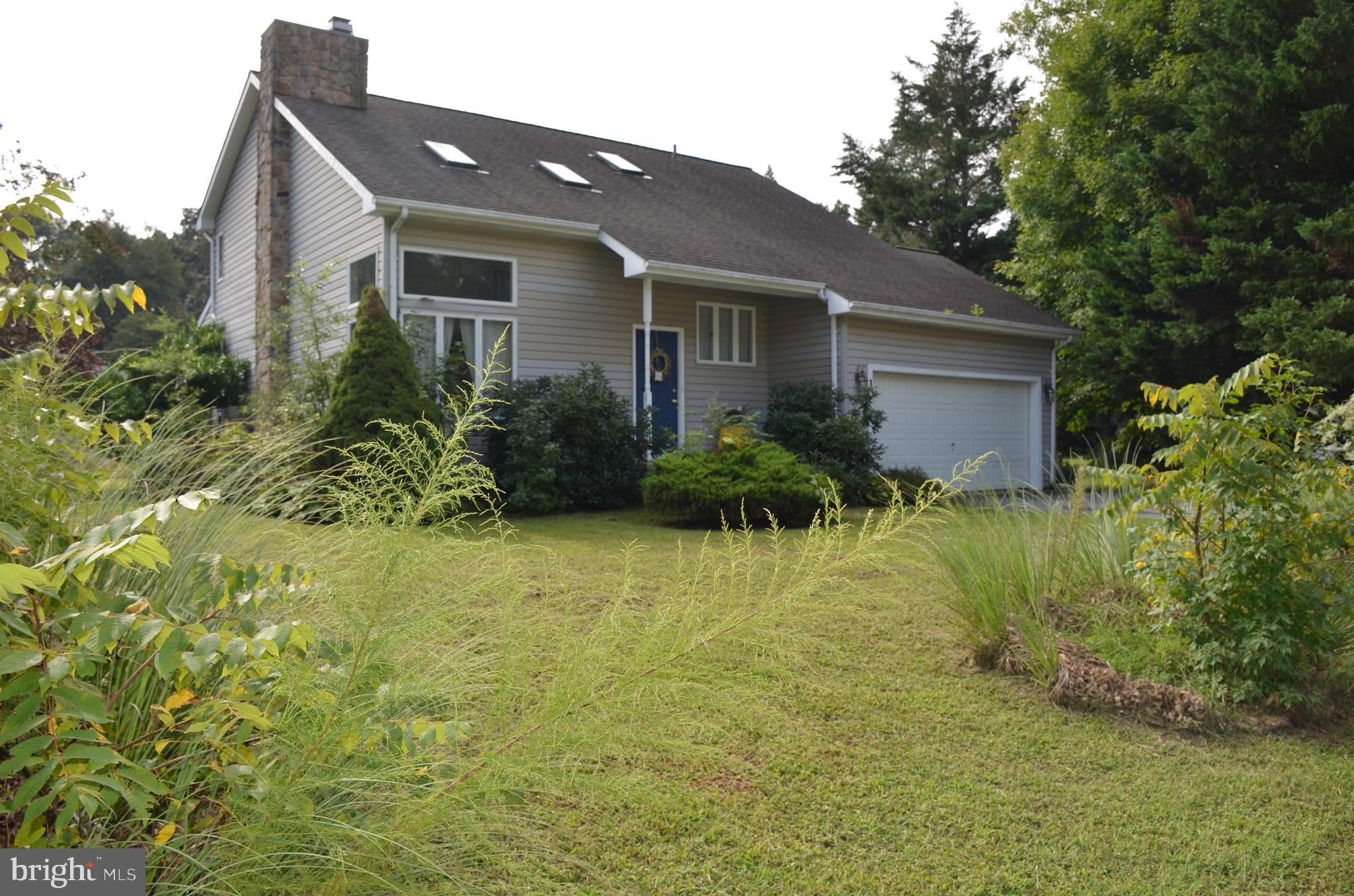 10 DEERFIELD DRIVE