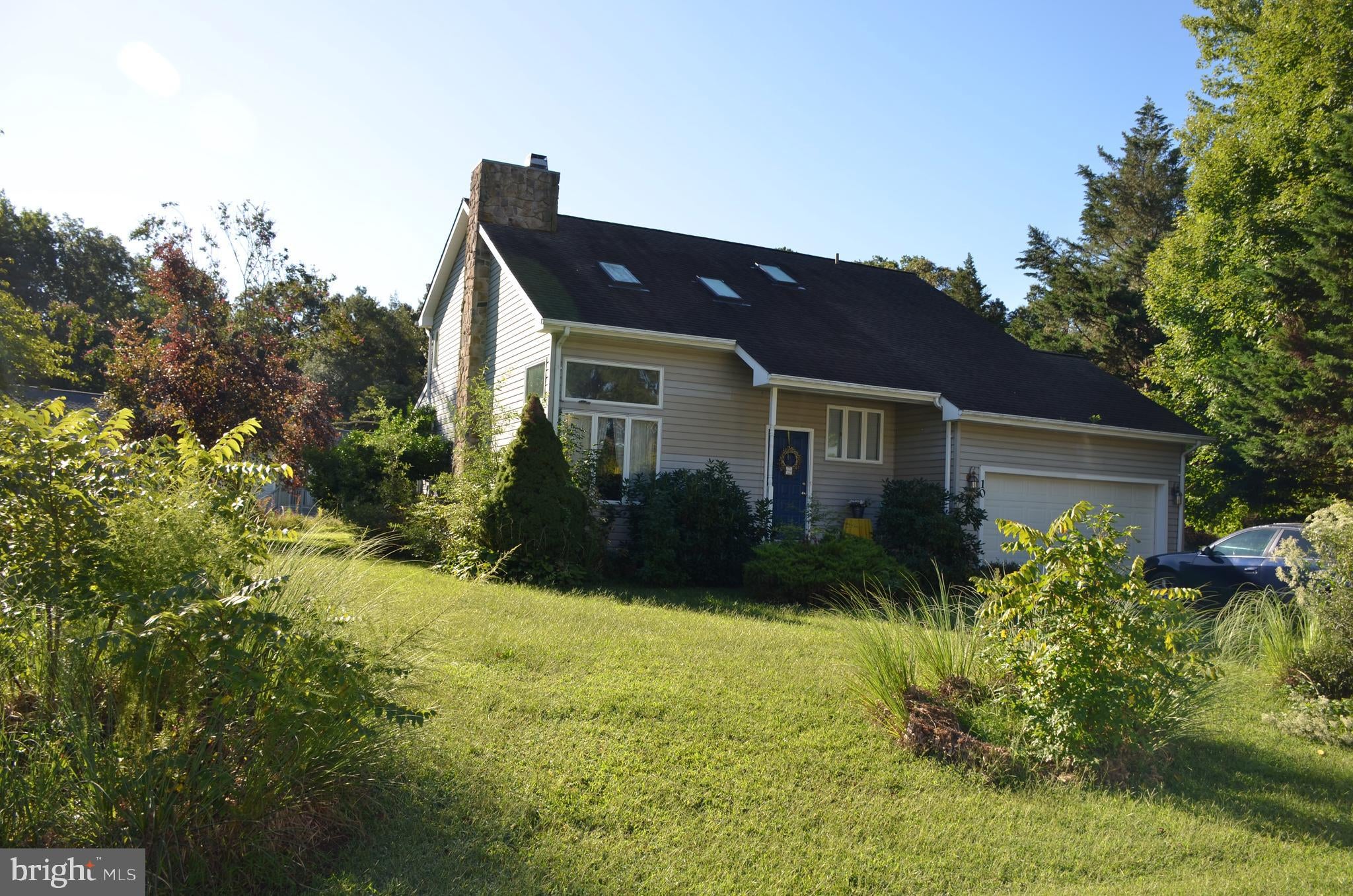 10 DEERFIELD DRIVE