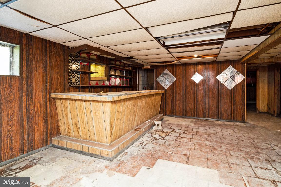 REGULARS - Residential