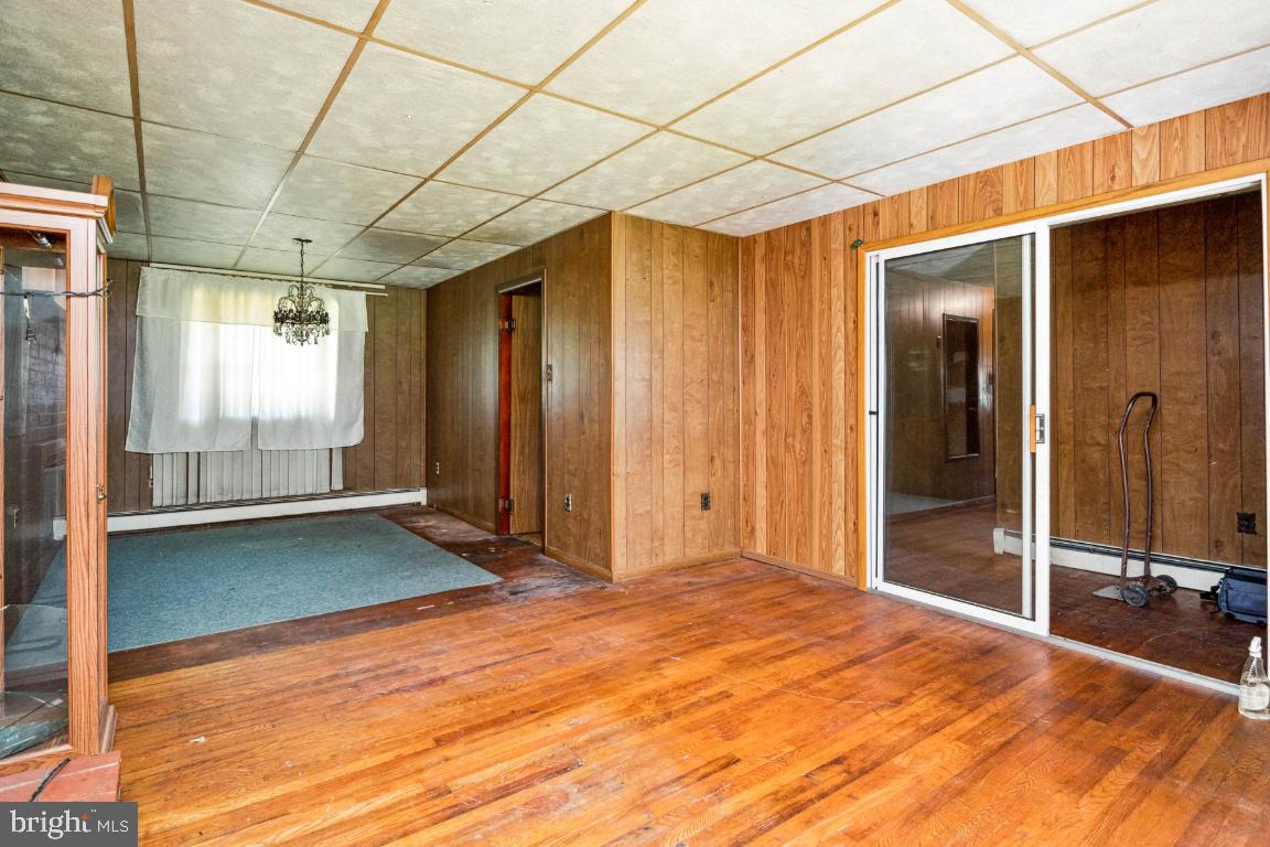 REGULARS - Residential