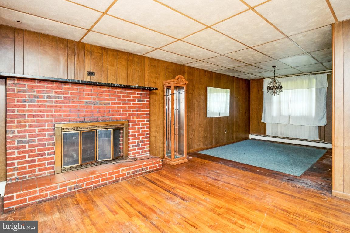 REGULARS - Residential