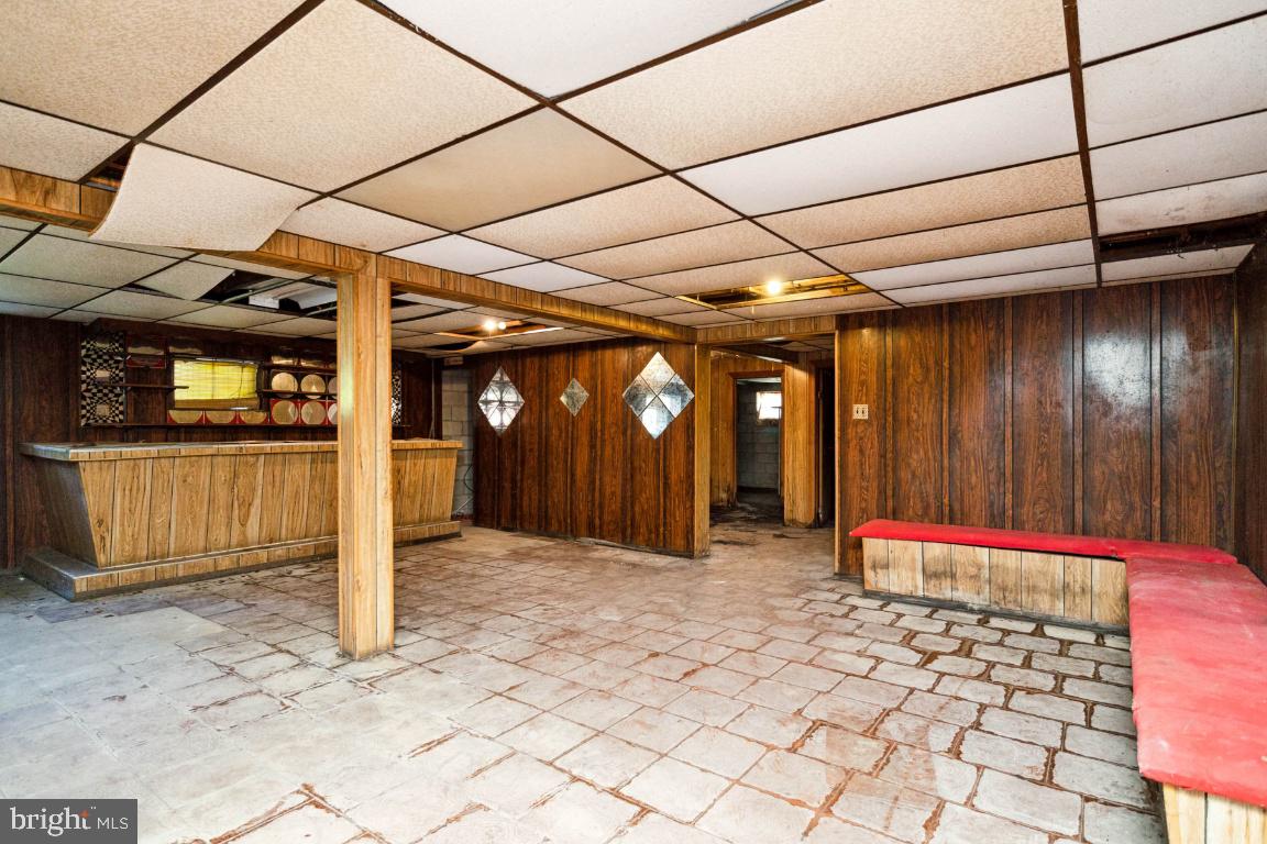 REGULARS - Residential