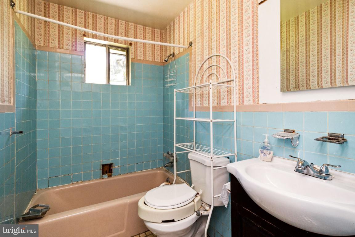 REGULARS - Residential