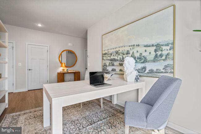 SOUTH BROOK - Residential