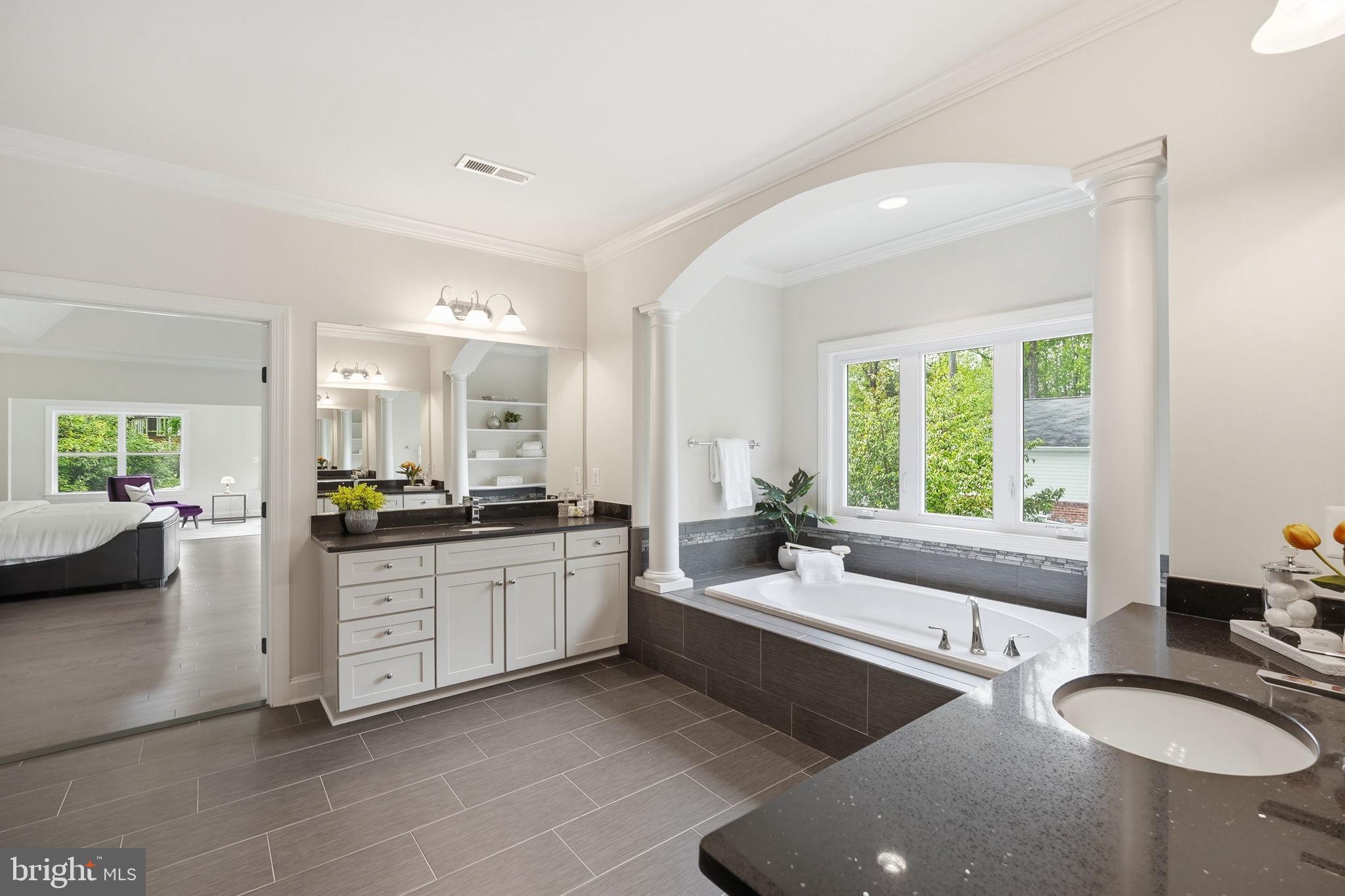 BREEZEWOOD - Residential