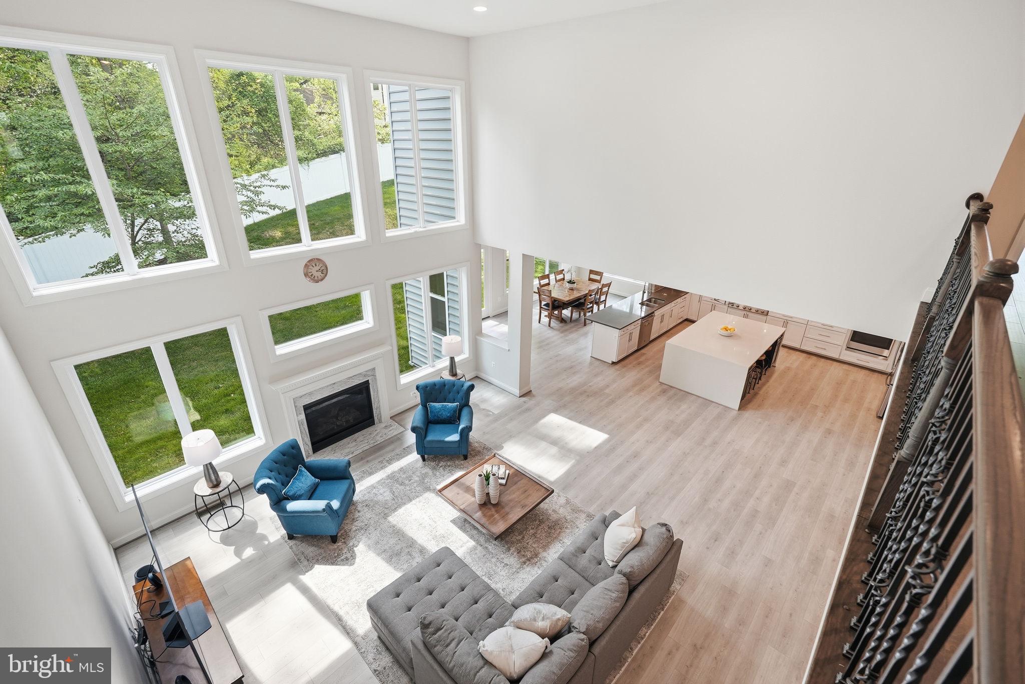 BREEZEWOOD - Residential