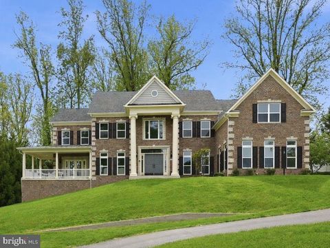 7821 OLD FALLS ROAD MCLEAN VA 22102