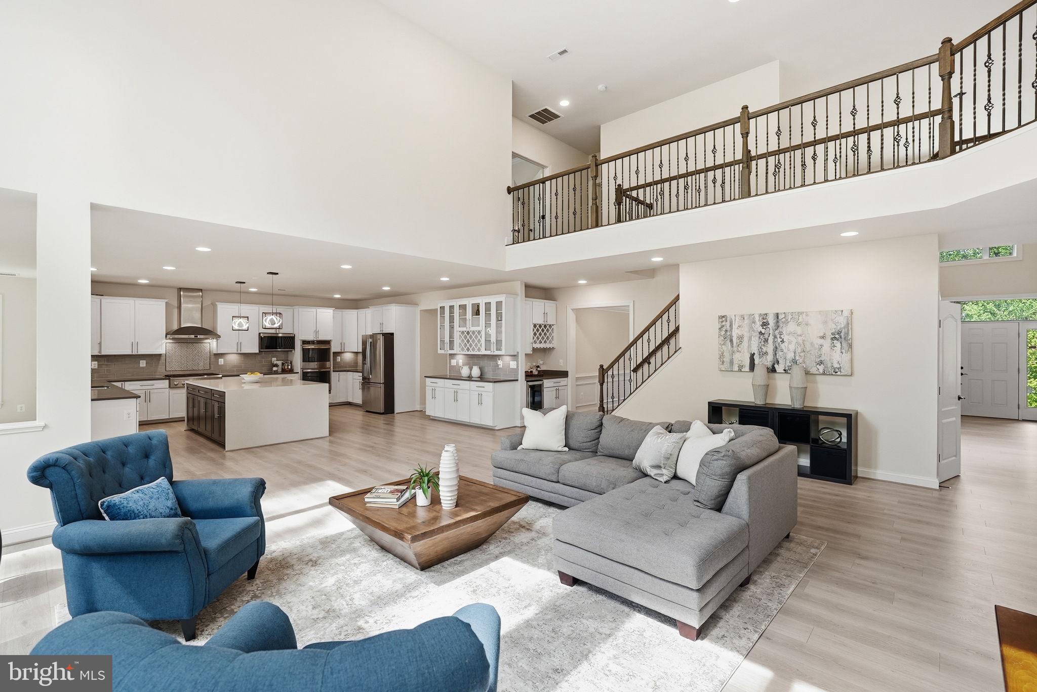 BREEZEWOOD - Residential