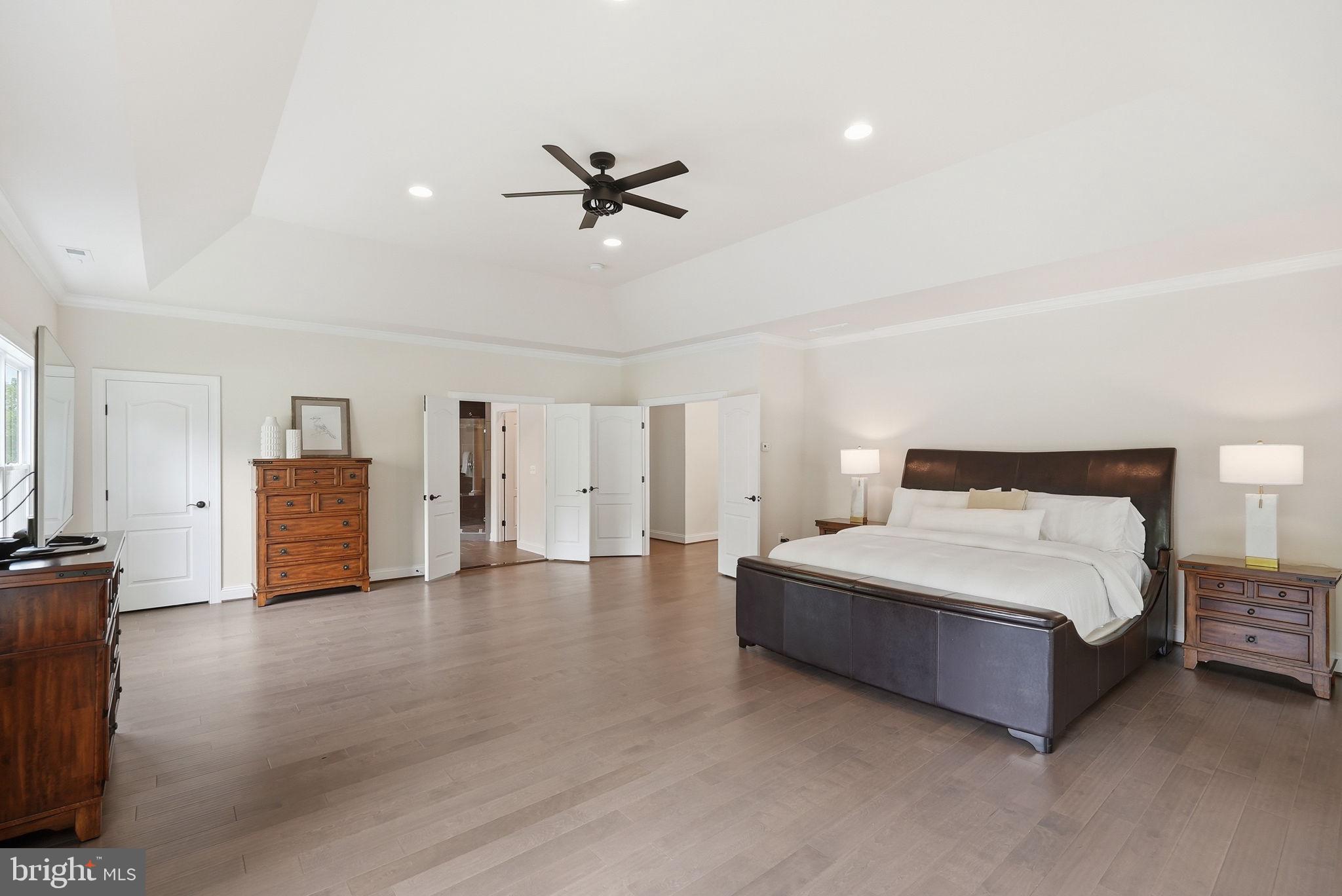 BREEZEWOOD - Residential