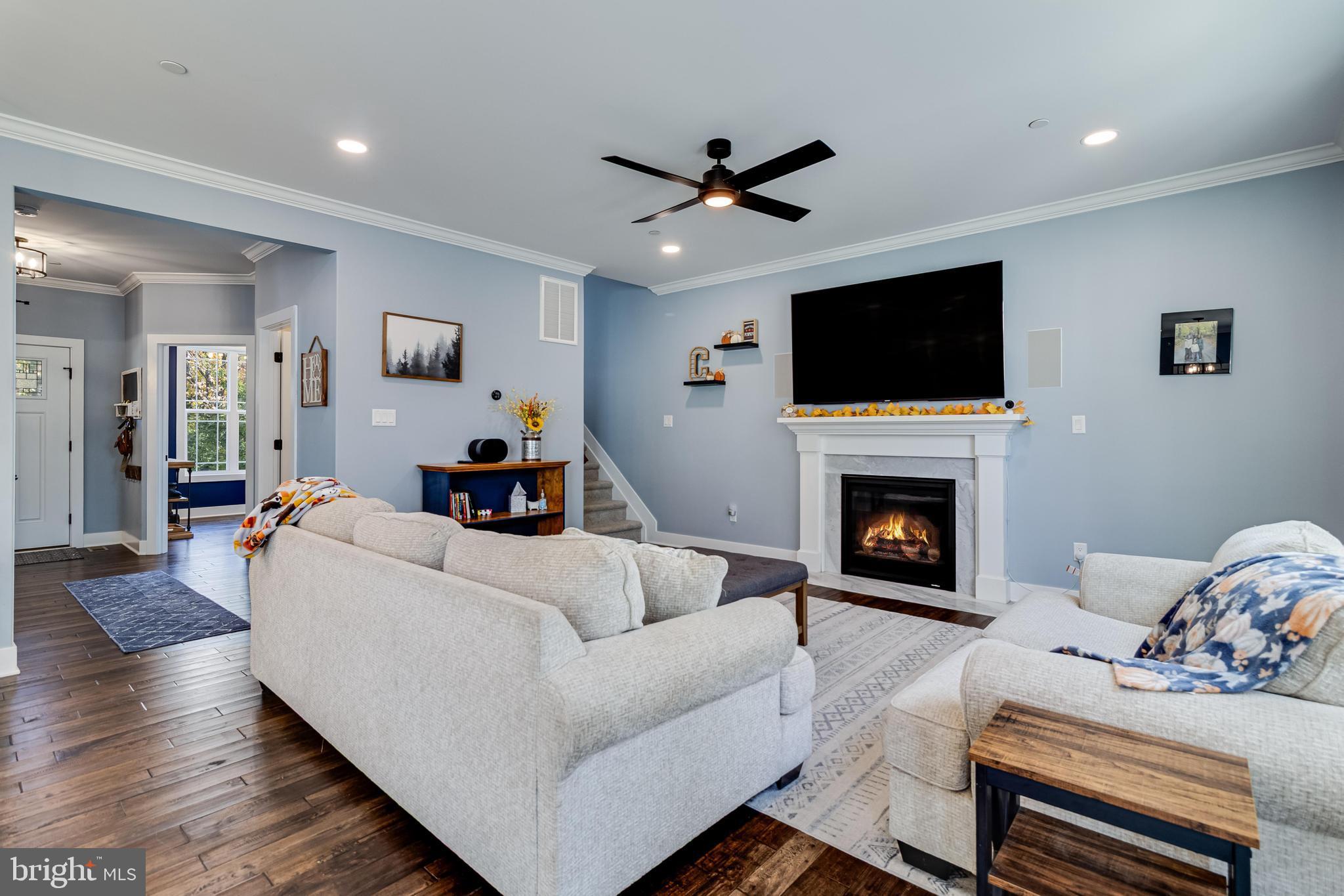 CLIFFTON ON THE POTOMAC - Residential