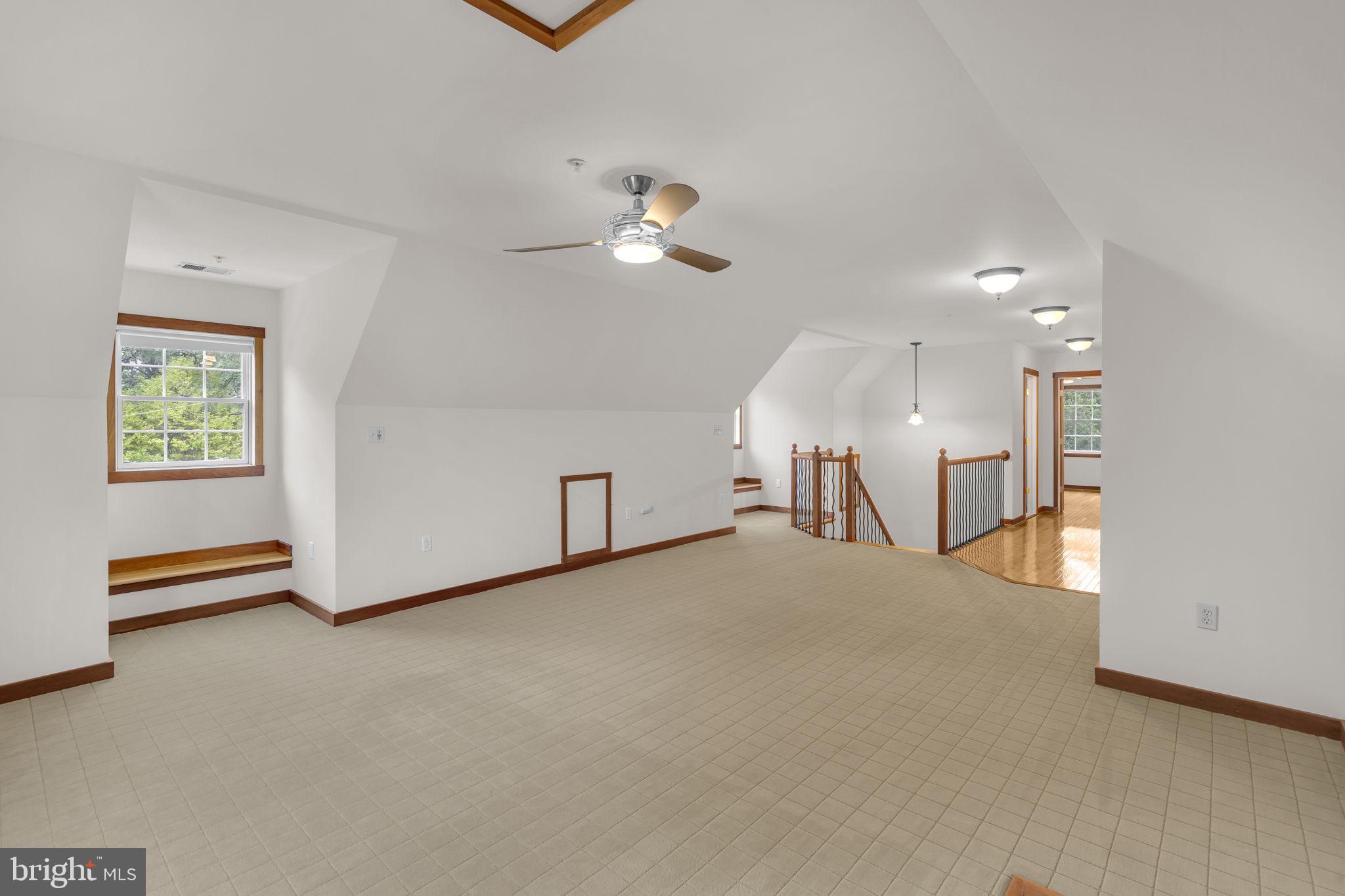 RIVERDALE PARK - Residential