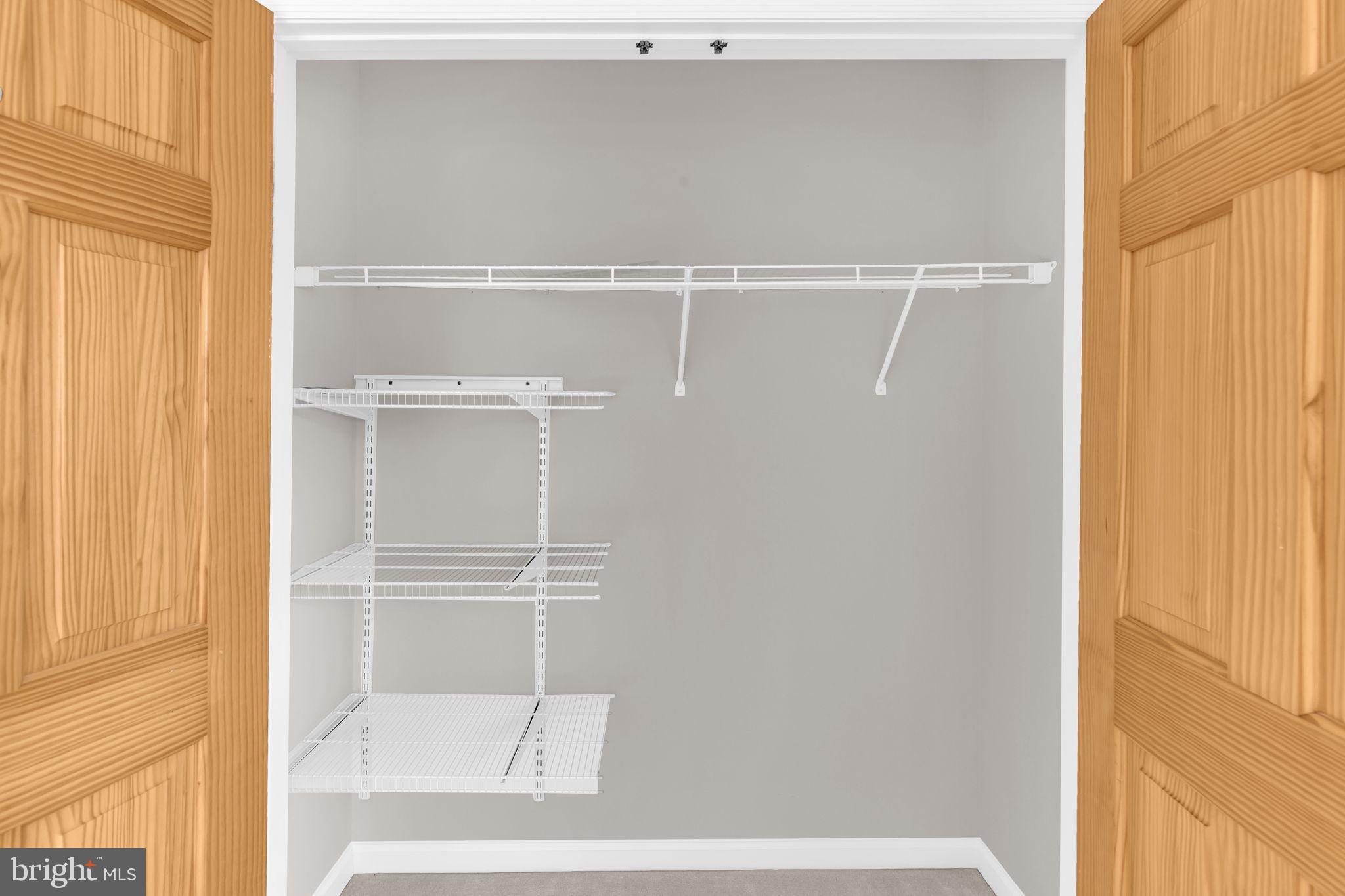 RIVERDALE PARK - Residential