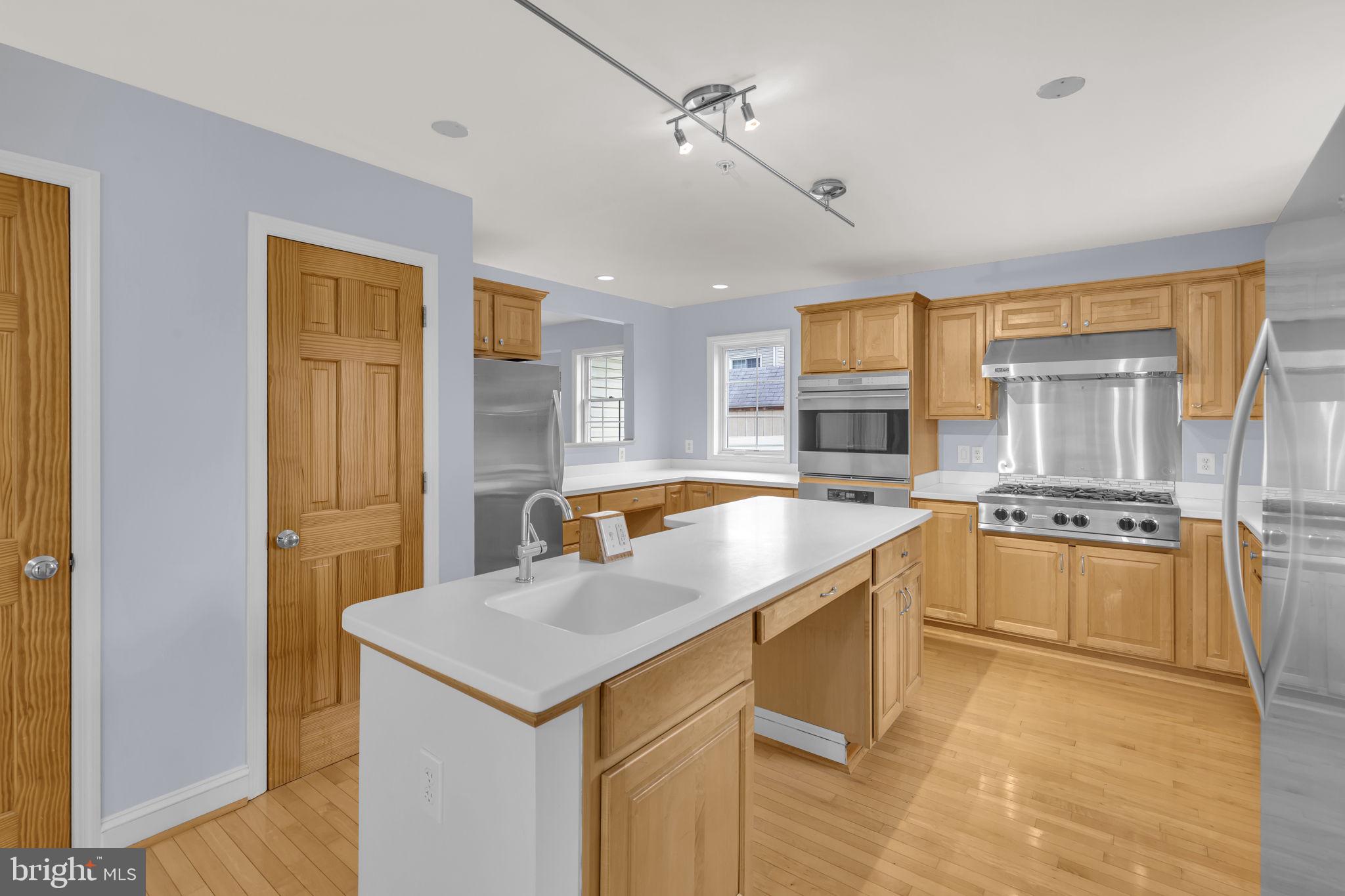 RIVERDALE PARK - Residential