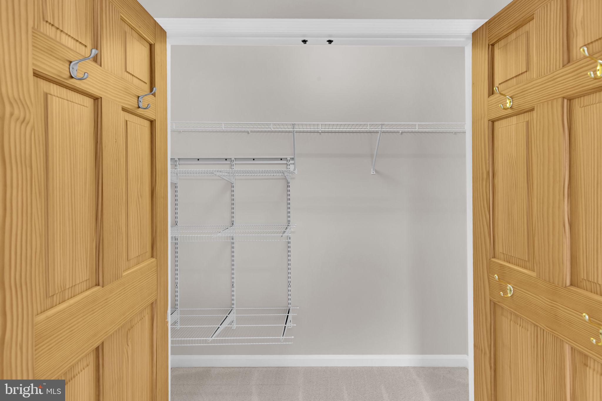 RIVERDALE PARK - Residential